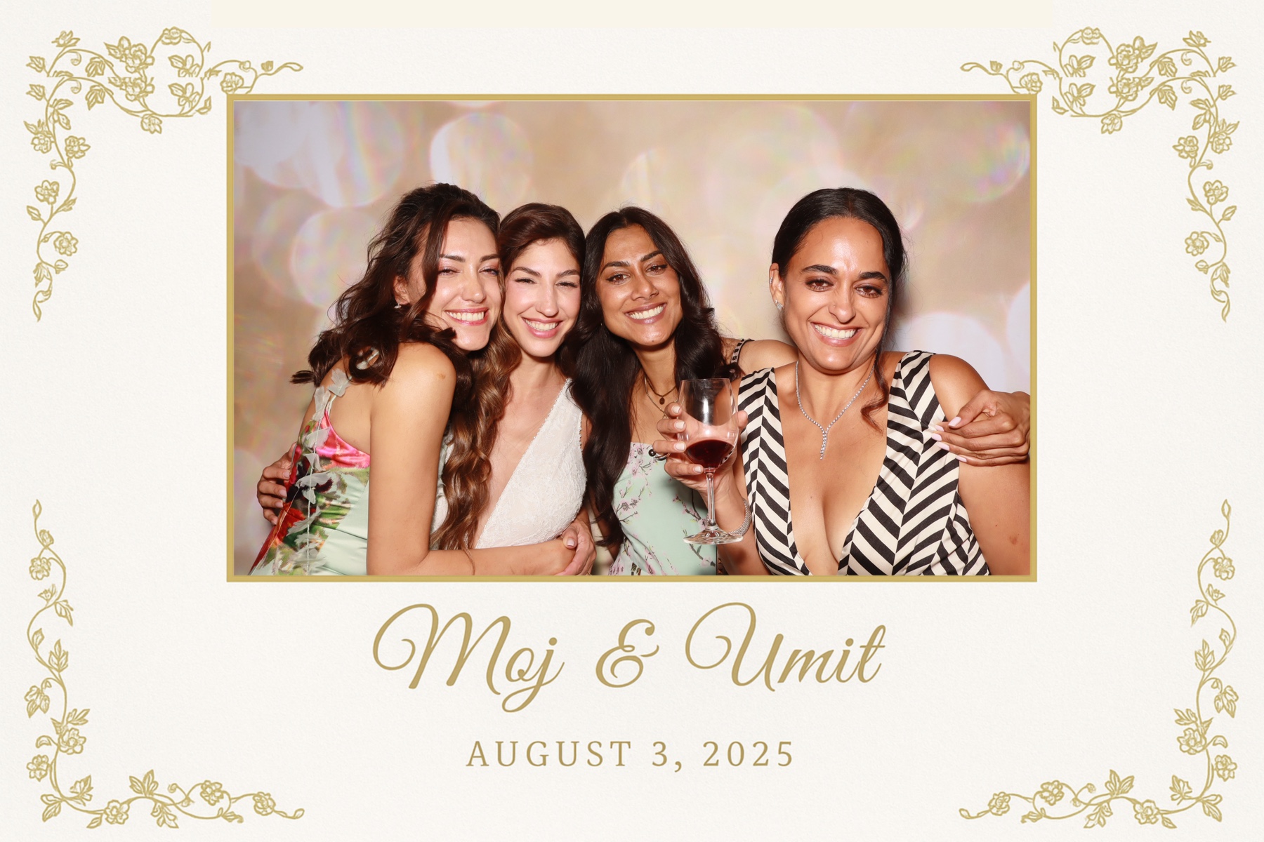 Moj & Umit  | View more photos from the event at gallery.myselfiemirror.ca/u/romanmyselfiemirrorca/Moj-Umit