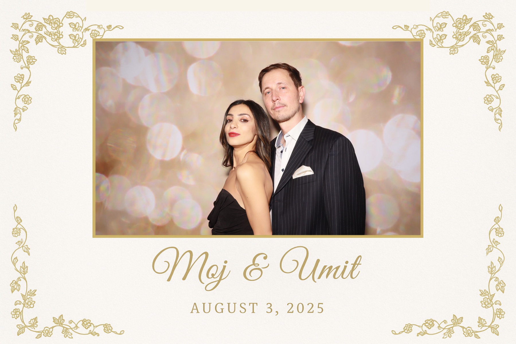 Moj & Umit  | View more photos from the event at gallery.myselfiemirror.ca/u/romanmyselfiemirrorca/Moj-Umit