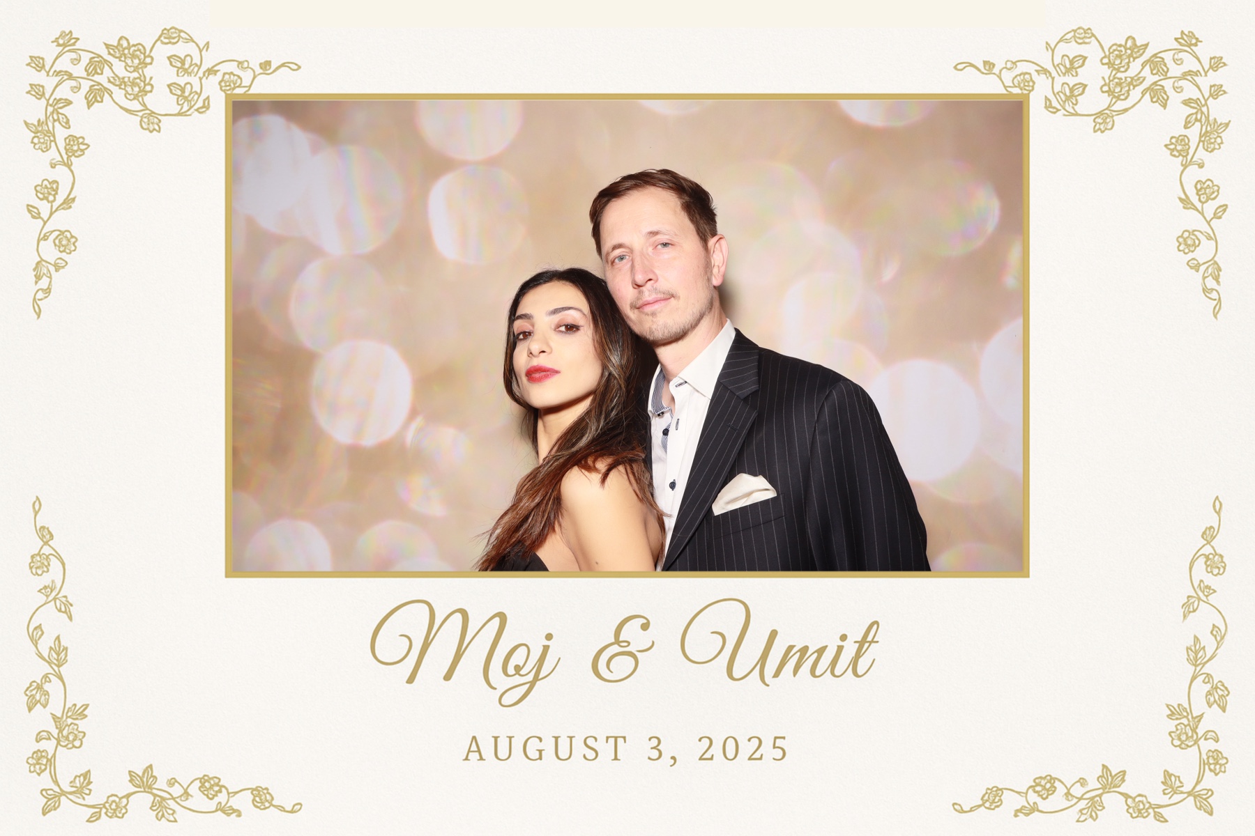 Moj & Umit  | View more photos from the event at gallery.myselfiemirror.ca/u/romanmyselfiemirrorca/Moj-Umit