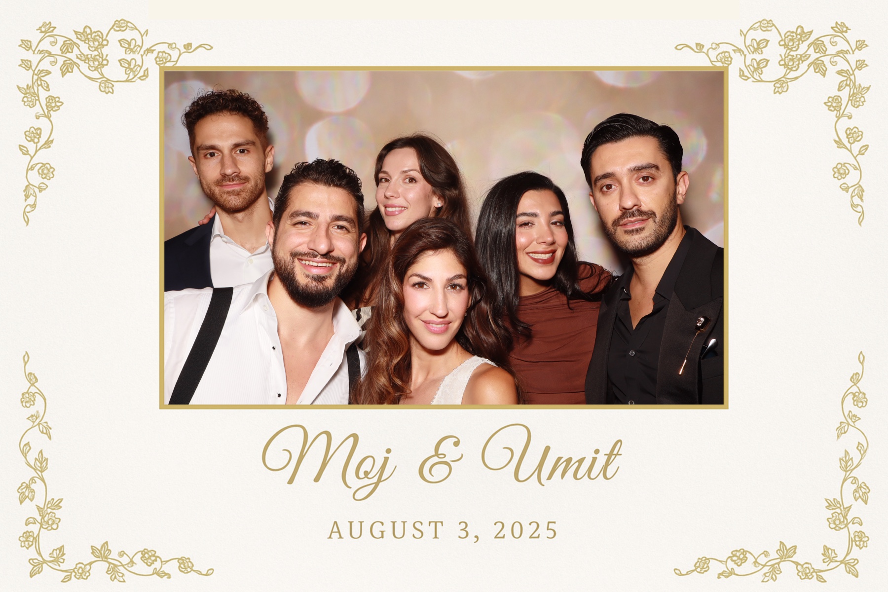 Moj & Umit  | View more photos from the event at gallery.myselfiemirror.ca/u/romanmyselfiemirrorca/Moj-Umit