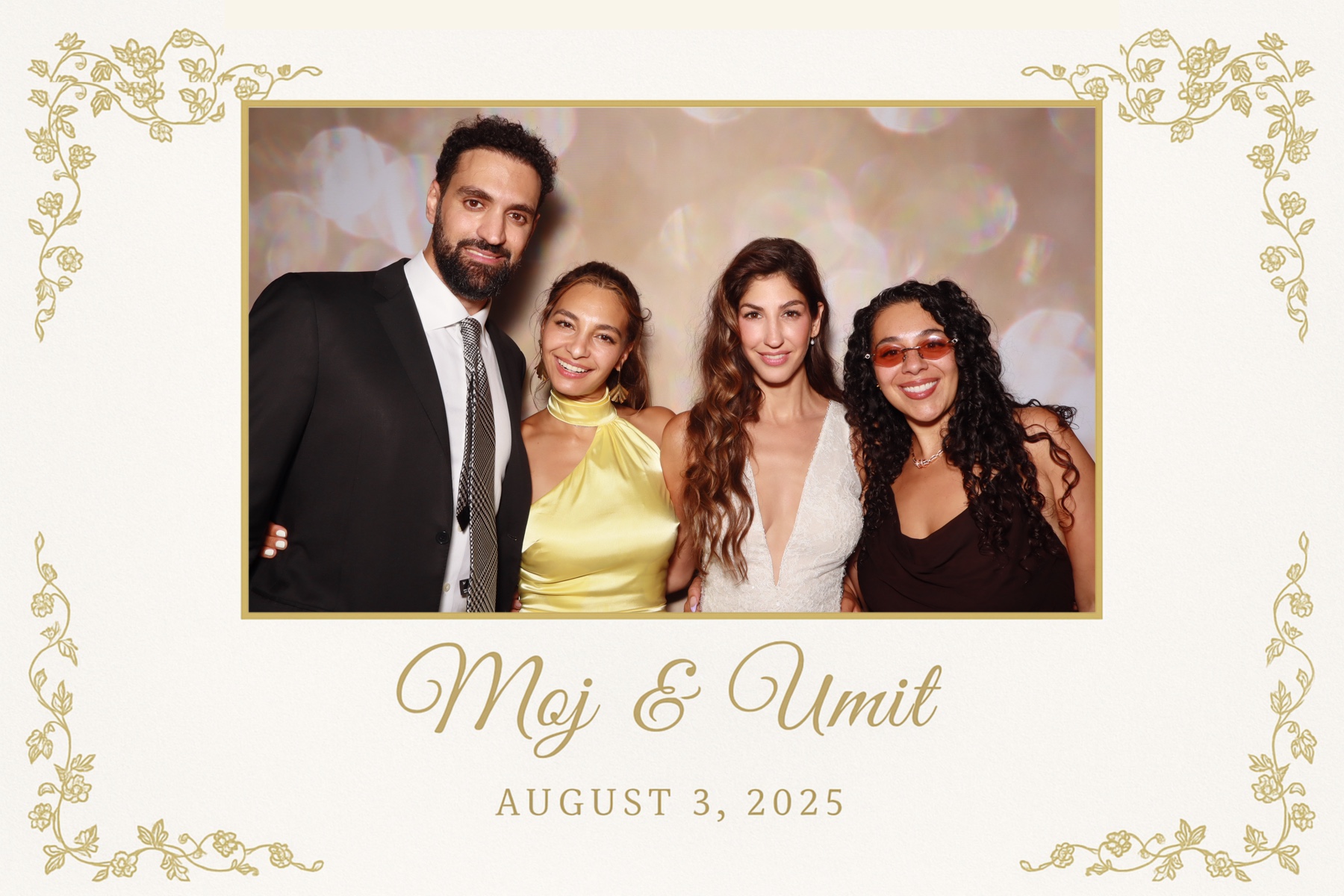 Moj & Umit  | View more photos from the event at gallery.myselfiemirror.ca/u/romanmyselfiemirrorca/Moj-Umit