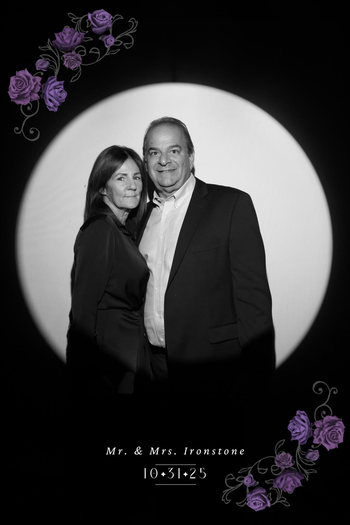 Nicole & Damon | View more photos from the event at gallery.myselfiemirror.ca/u/romanmyselfiemirrorca/Nicole-Damon