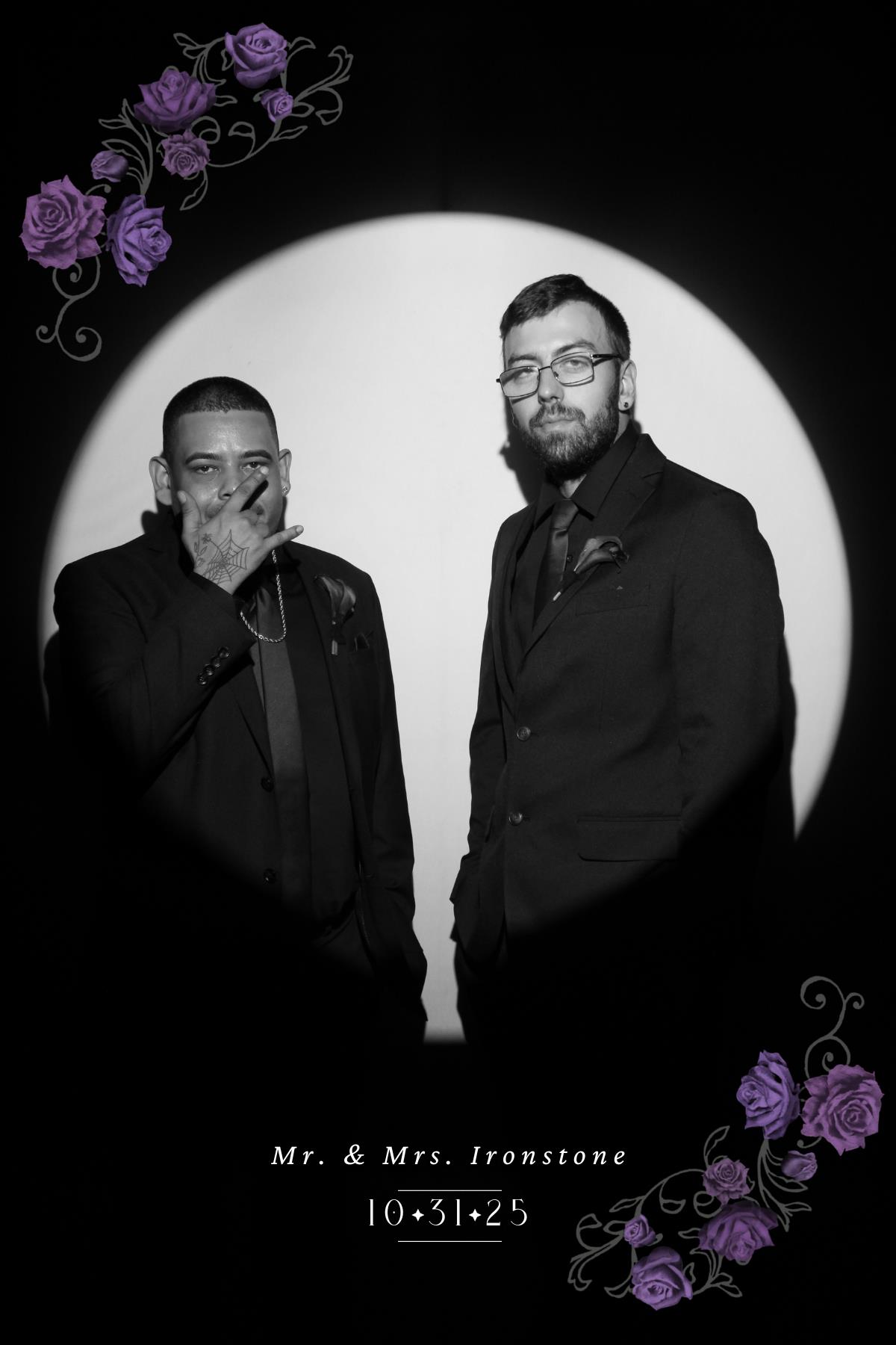 Nicole & Damon | View more photos from the event at gallery.myselfiemirror.ca/u/romanmyselfiemirrorca/Nicole-Damon