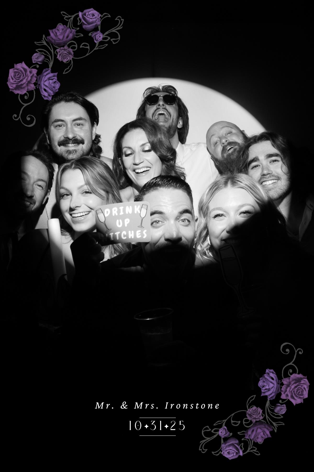 Nicole & Damon | View more photos from the event at gallery.myselfiemirror.ca/u/romanmyselfiemirrorca/Nicole-Damon