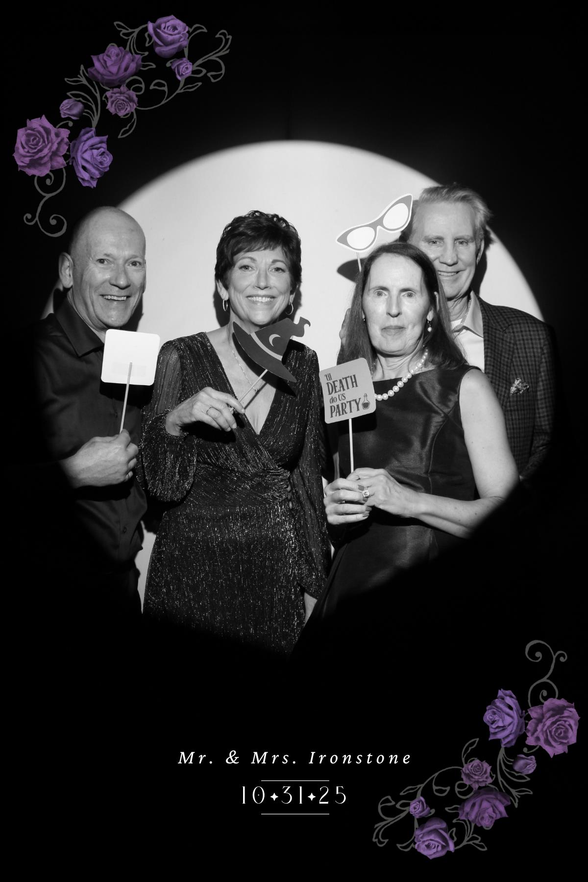 Nicole & Damon | View more photos from the event at gallery.myselfiemirror.ca/u/romanmyselfiemirrorca/Nicole-Damon