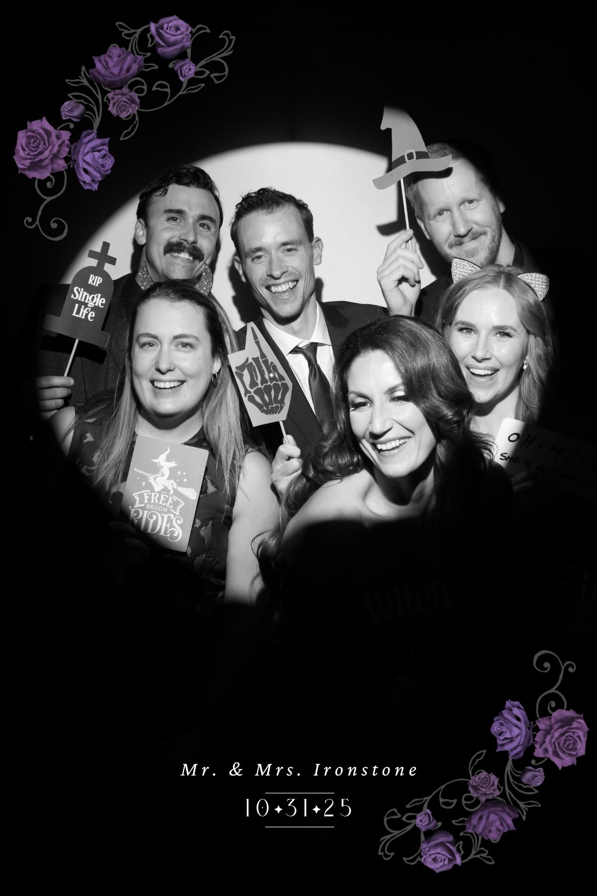 Nicole & Damon | View more photos from the event at gallery.myselfiemirror.ca/u/romanmyselfiemirrorca/Nicole-Damon