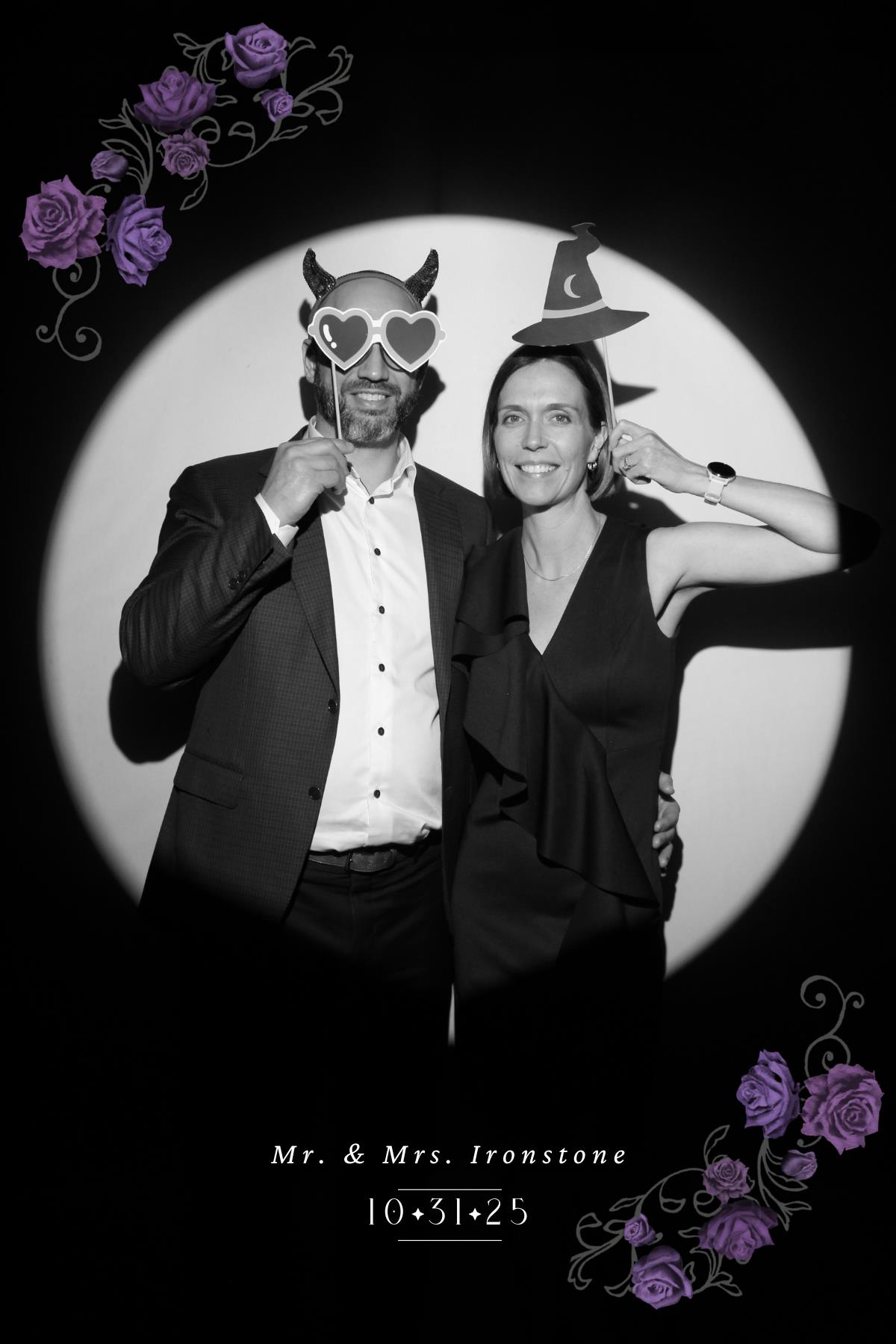 Nicole & Damon | View more photos from the event at gallery.myselfiemirror.ca/u/romanmyselfiemirrorca/Nicole-Damon