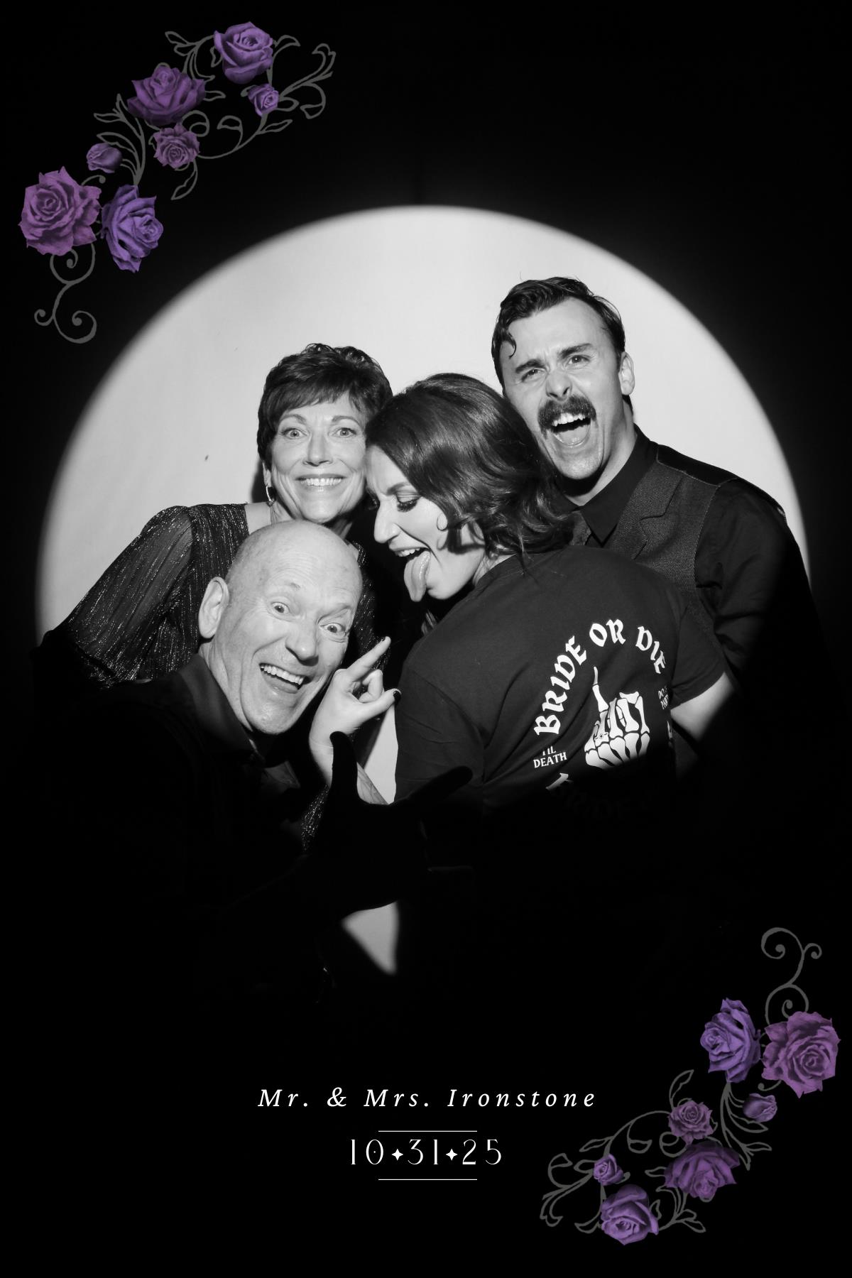 Nicole & Damon | View more photos from the event at gallery.myselfiemirror.ca/u/romanmyselfiemirrorca/Nicole-Damon