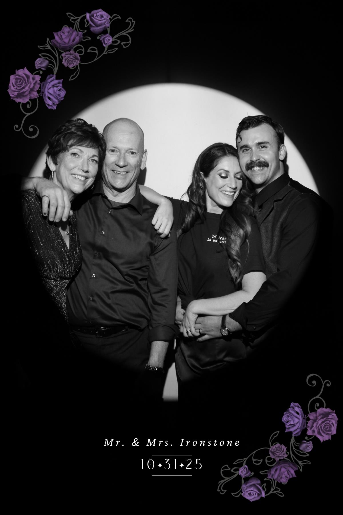 Nicole & Damon | View more photos from the event at gallery.myselfiemirror.ca/u/romanmyselfiemirrorca/Nicole-Damon