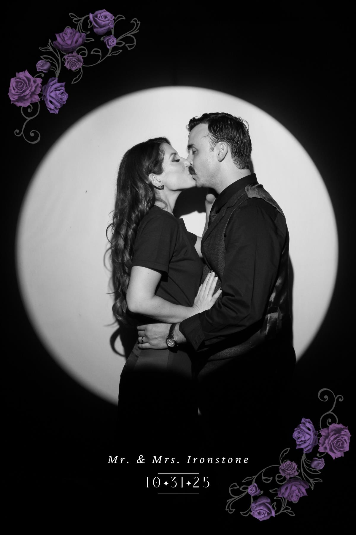 Nicole & Damon | View more photos from the event at gallery.myselfiemirror.ca/u/romanmyselfiemirrorca/Nicole-Damon