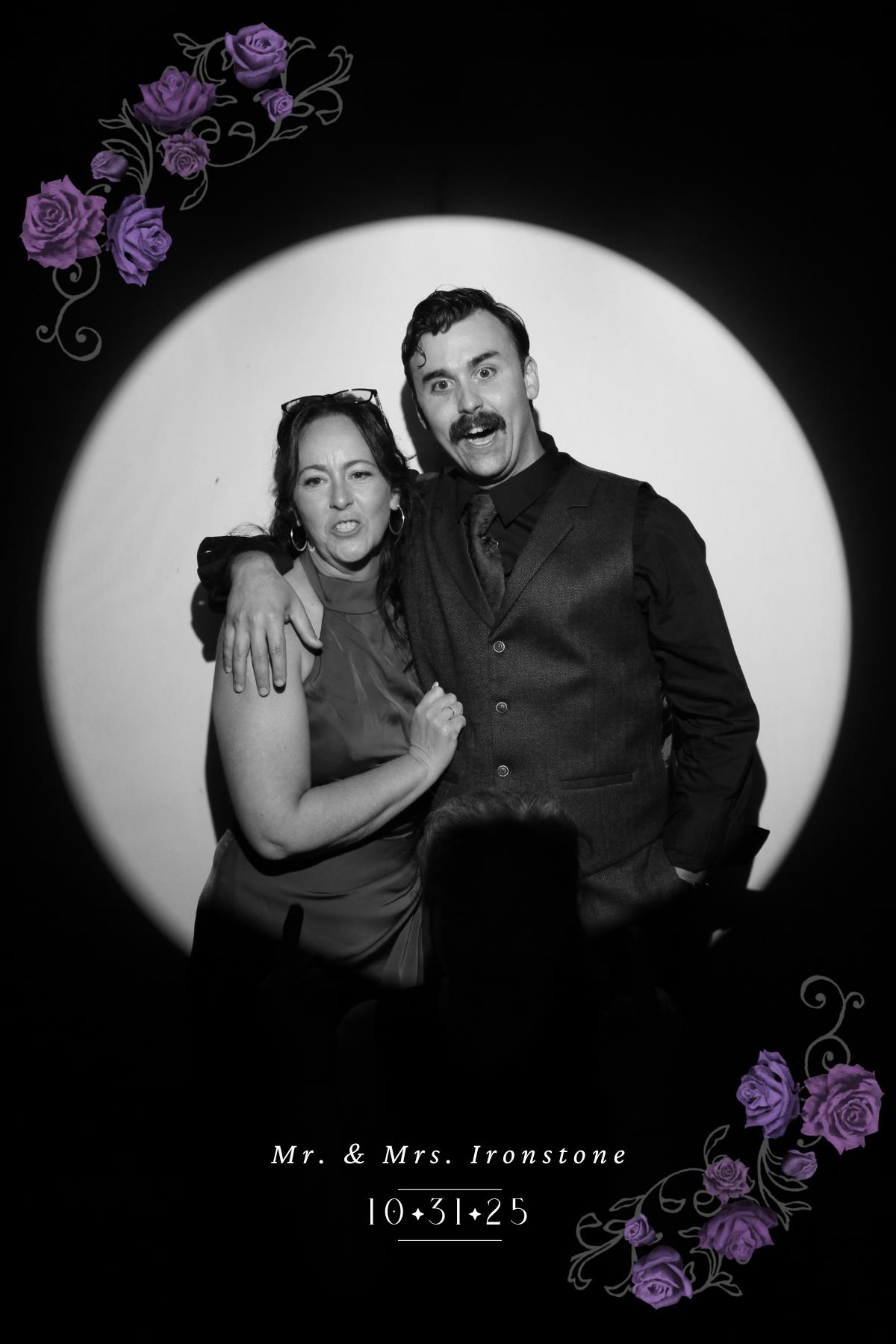 Nicole & Damon | View more photos from the event at gallery.myselfiemirror.ca/u/romanmyselfiemirrorca/Nicole-Damon