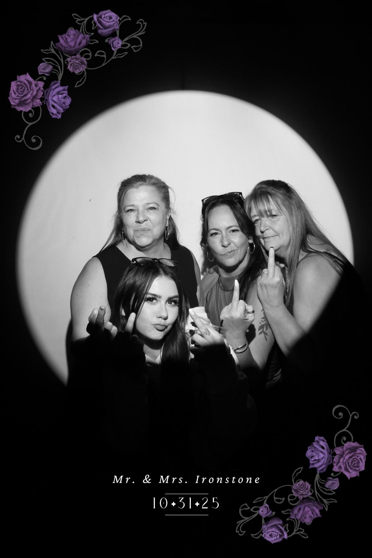 Nicole & Damon | View more photos from the event at gallery.myselfiemirror.ca/u/romanmyselfiemirrorca/Nicole-Damon