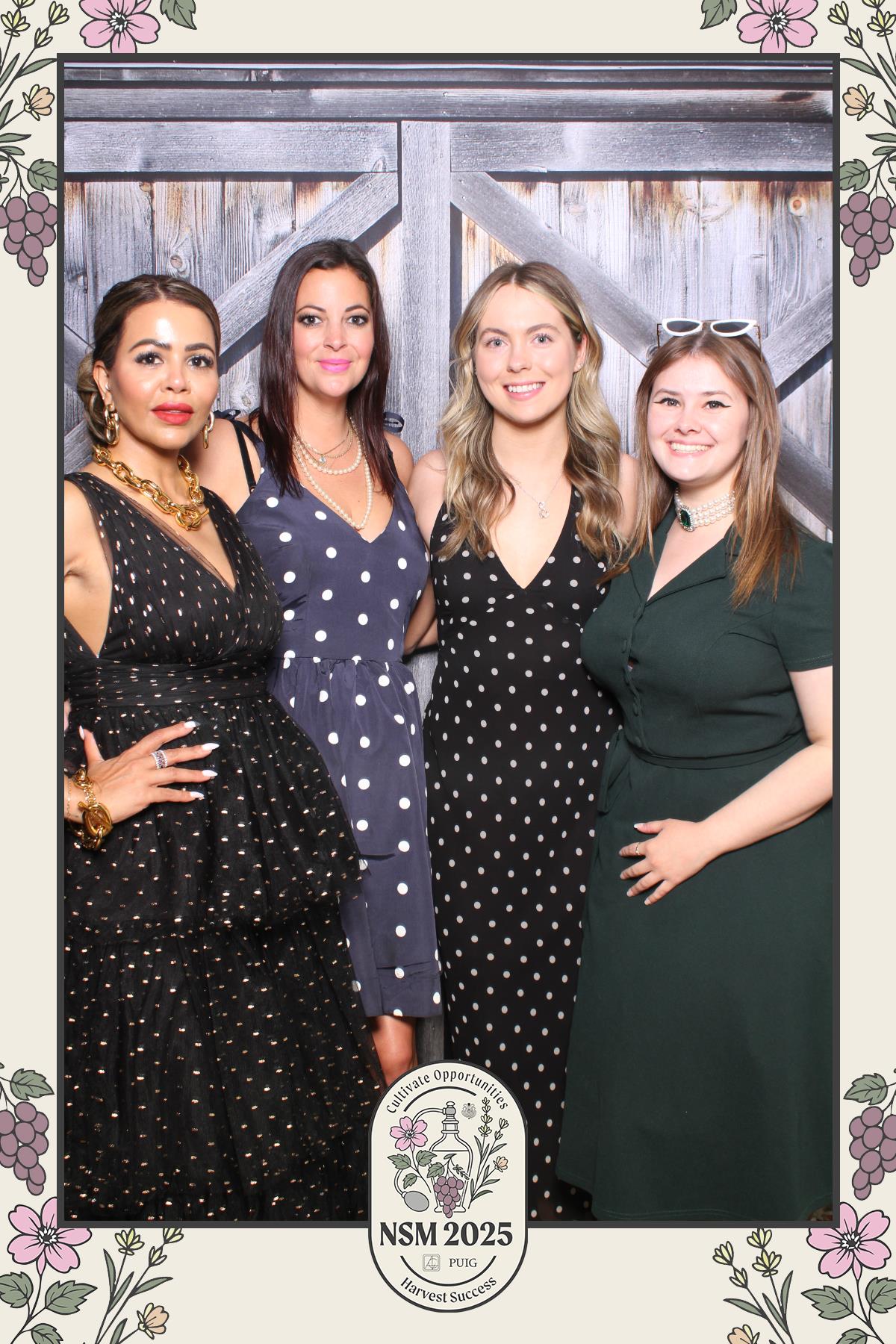 PUIG National Sales Meeting Dinner | View more photos from the event at gallery.myselfiemirror.ca/u/romanmyselfiemirrorca/PUIG-National-Sales-Meeting-Dinner