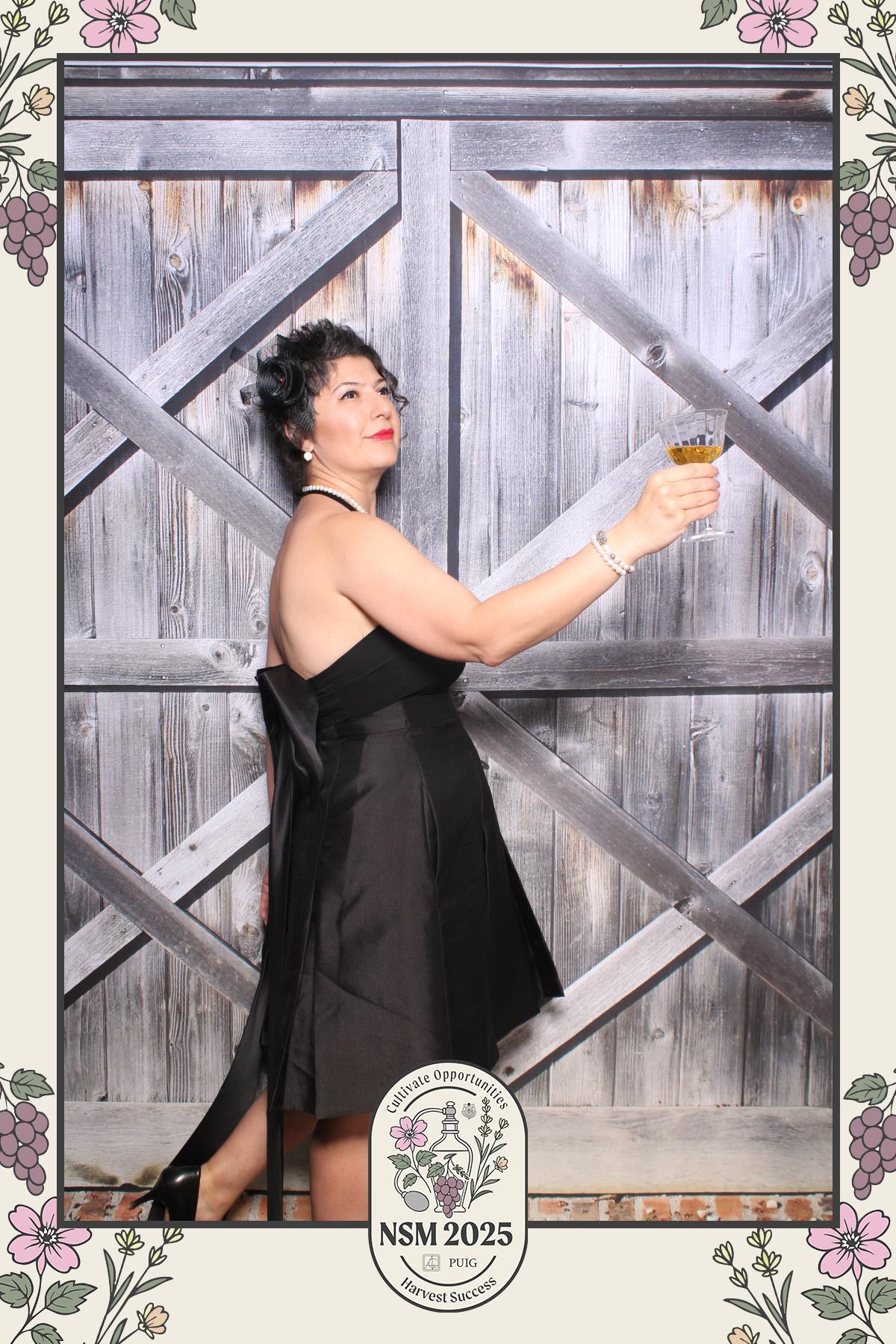 PUIG National Sales Meeting Dinner | View more photos from the event at gallery.myselfiemirror.ca/u/romanmyselfiemirrorca/PUIG-National-Sales-Meeting-Dinner