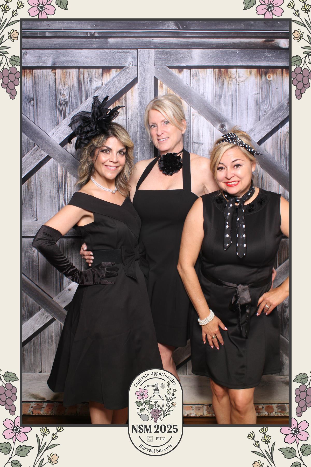 PUIG National Sales Meeting Dinner | View more photos from the event at gallery.myselfiemirror.ca/u/romanmyselfiemirrorca/PUIG-National-Sales-Meeting-Dinner