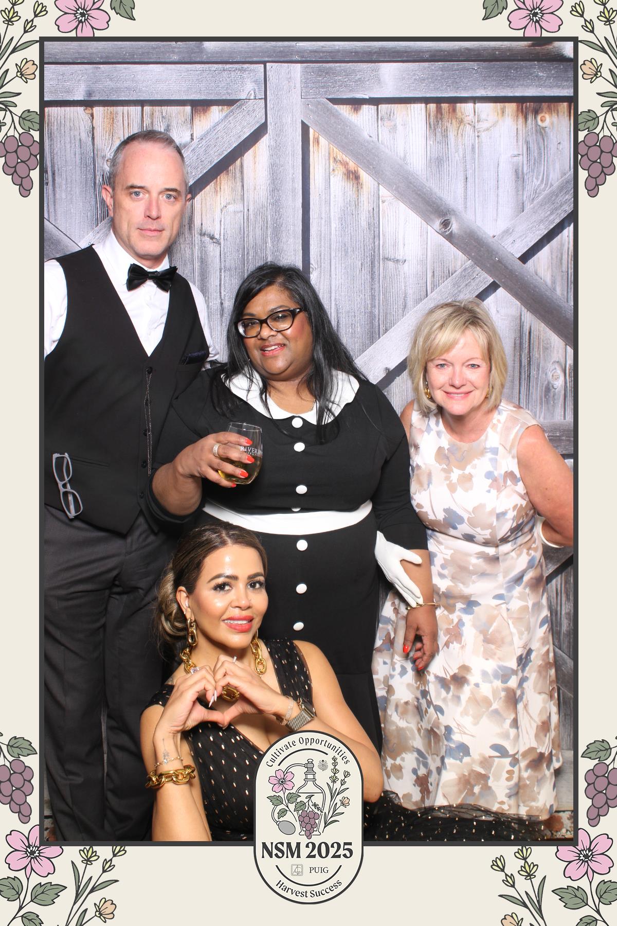 PUIG National Sales Meeting Dinner | View more photos from the event at gallery.myselfiemirror.ca/u/romanmyselfiemirrorca/PUIG-National-Sales-Meeting-Dinner