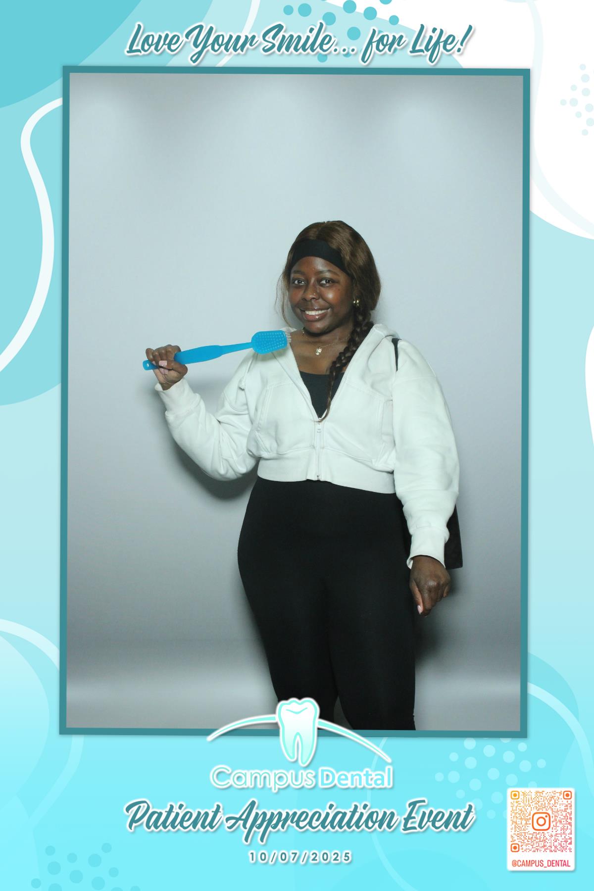 Patient Appreciation Event | View more photos from the event at gallery.myselfiemirror.ca/u/romanmyselfiemirrorca/Patient-Appreciation-Event