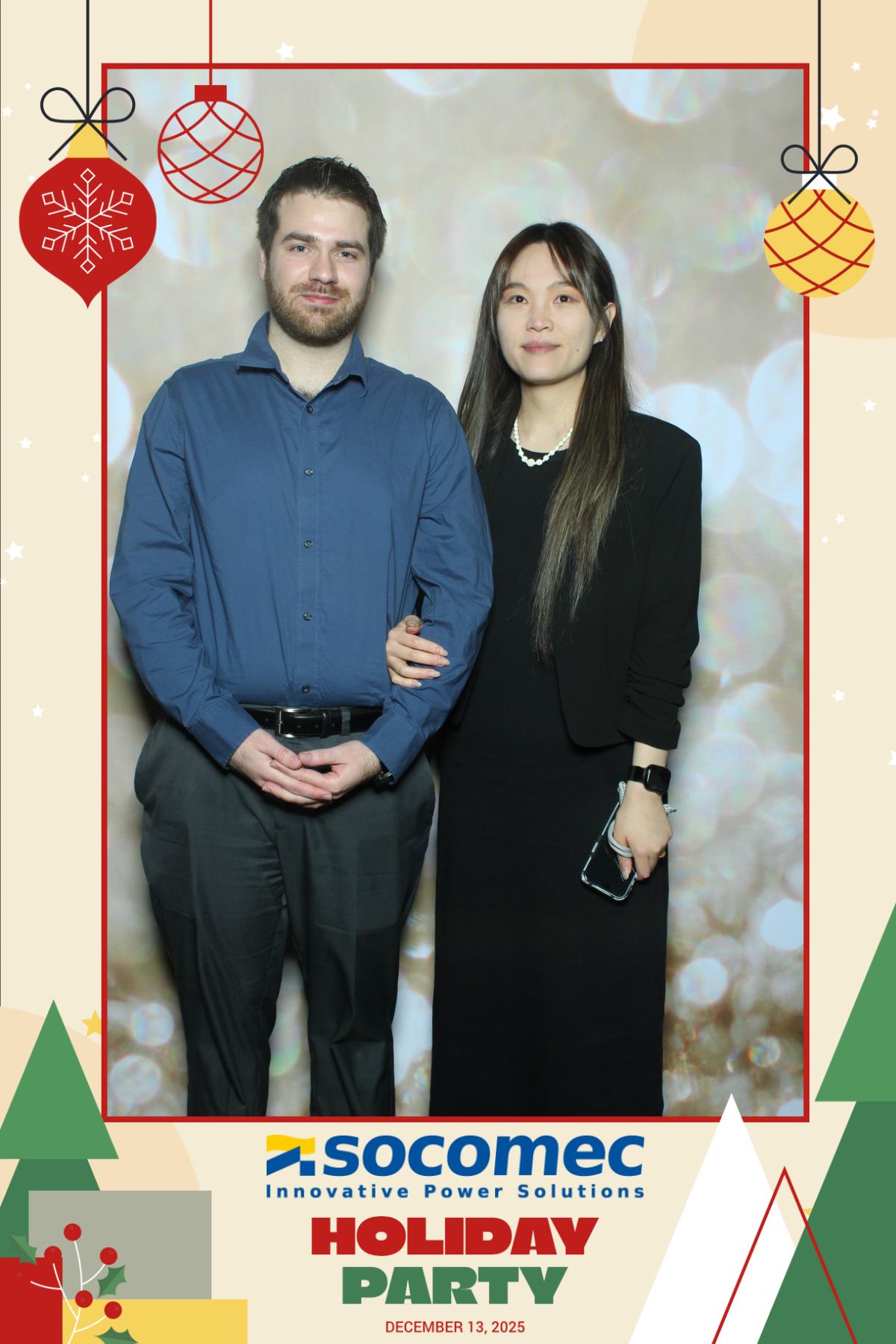 Powersmiths Holiday Party | View more photos from the event at gallery.myselfiemirror.ca/u/romanmyselfiemirrorca/Powersmiths-Holiday-Party-0