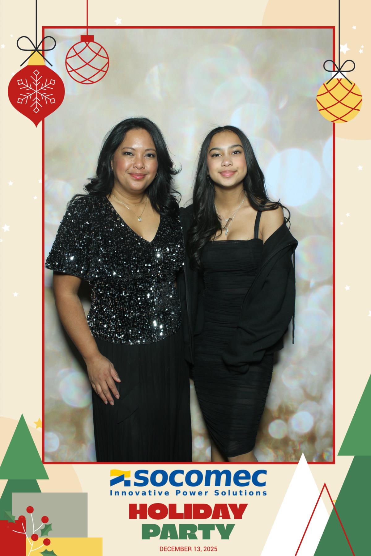 Powersmiths Holiday Party | View more photos from the event at gallery.myselfiemirror.ca/u/romanmyselfiemirrorca/Powersmiths-Holiday-Party-0