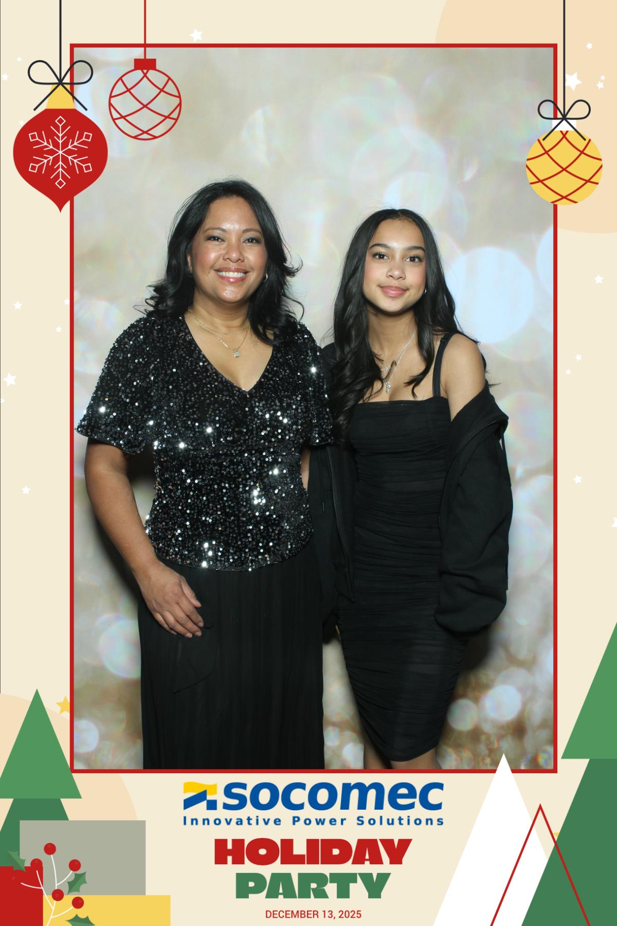 Powersmiths Holiday Party | View more photos from the event at gallery.myselfiemirror.ca/u/romanmyselfiemirrorca/Powersmiths-Holiday-Party-0