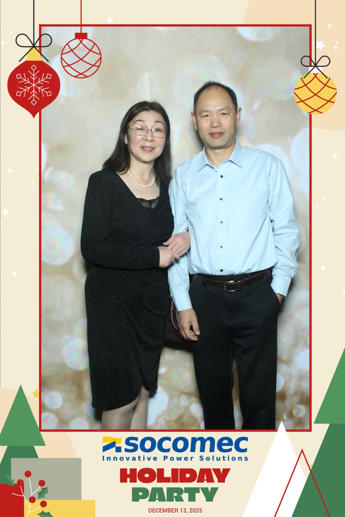 Powersmiths Holiday Party | View more photos from the event at gallery.myselfiemirror.ca/u/romanmyselfiemirrorca/Powersmiths-Holiday-Party-0