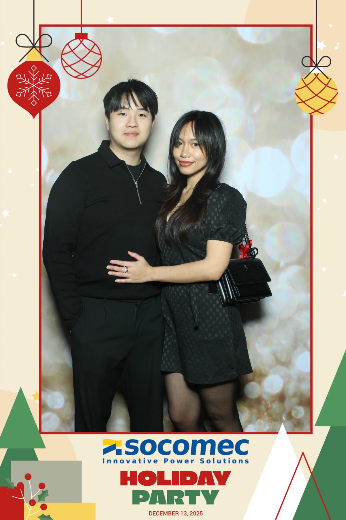 Powersmiths Holiday Party | View more photos from the event at gallery.myselfiemirror.ca/u/romanmyselfiemirrorca/Powersmiths-Holiday-Party-0