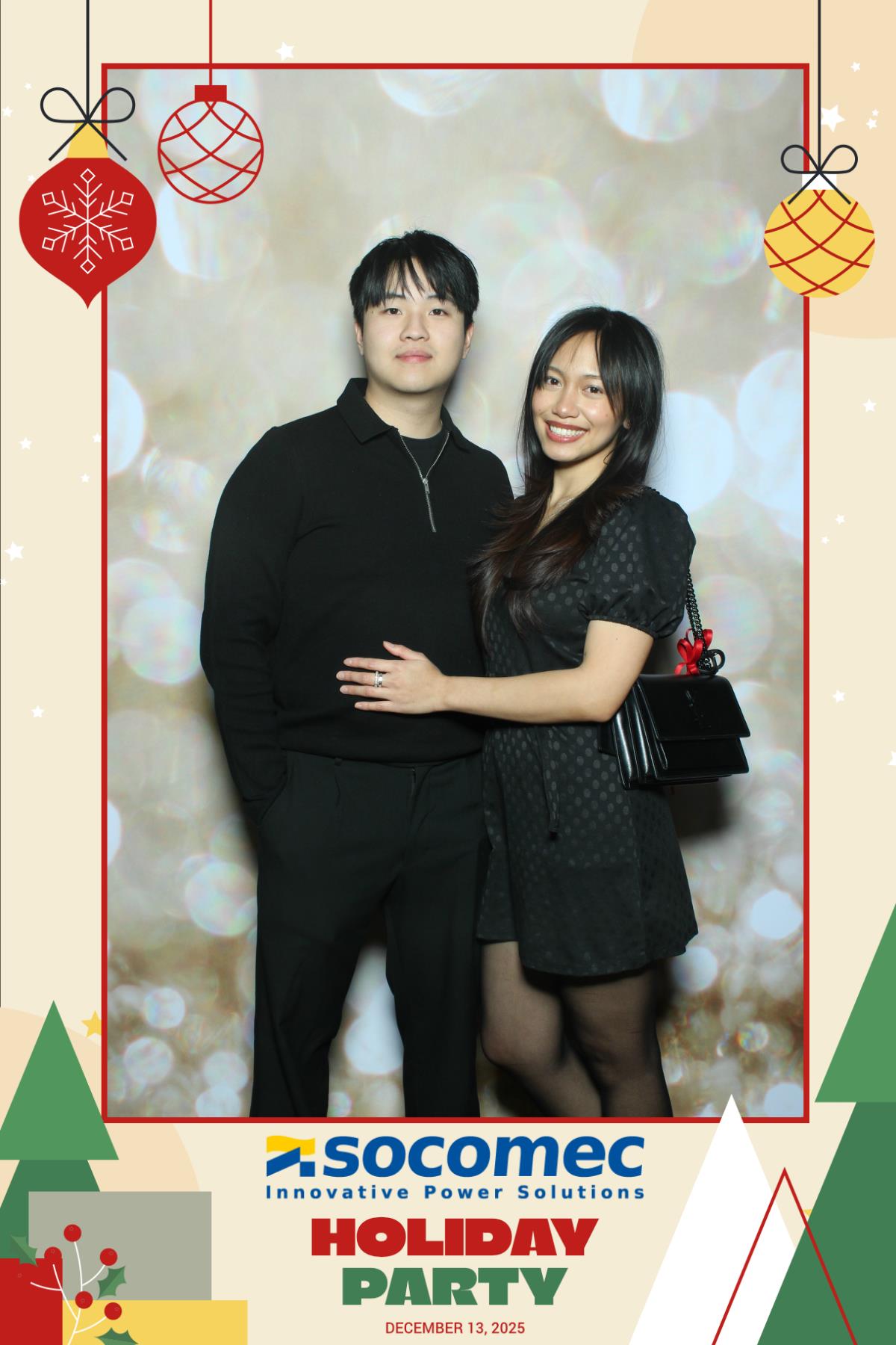 Powersmiths Holiday Party | View more photos from the event at gallery.myselfiemirror.ca/u/romanmyselfiemirrorca/Powersmiths-Holiday-Party-0