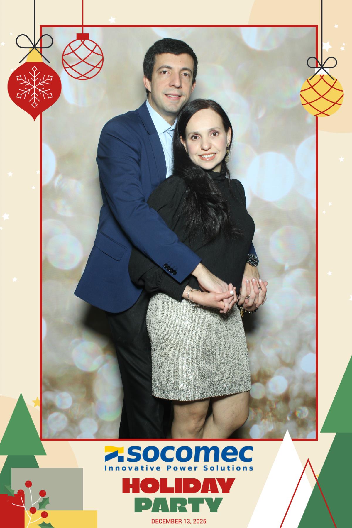 Powersmiths Holiday Party | View more photos from the event at gallery.myselfiemirror.ca/u/romanmyselfiemirrorca/Powersmiths-Holiday-Party-0