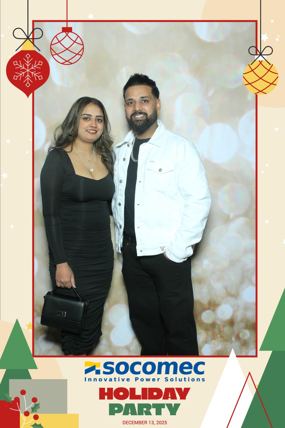 Powersmiths Holiday Party | View more photos from the event at gallery.myselfiemirror.ca/u/romanmyselfiemirrorca/Powersmiths-Holiday-Party-0