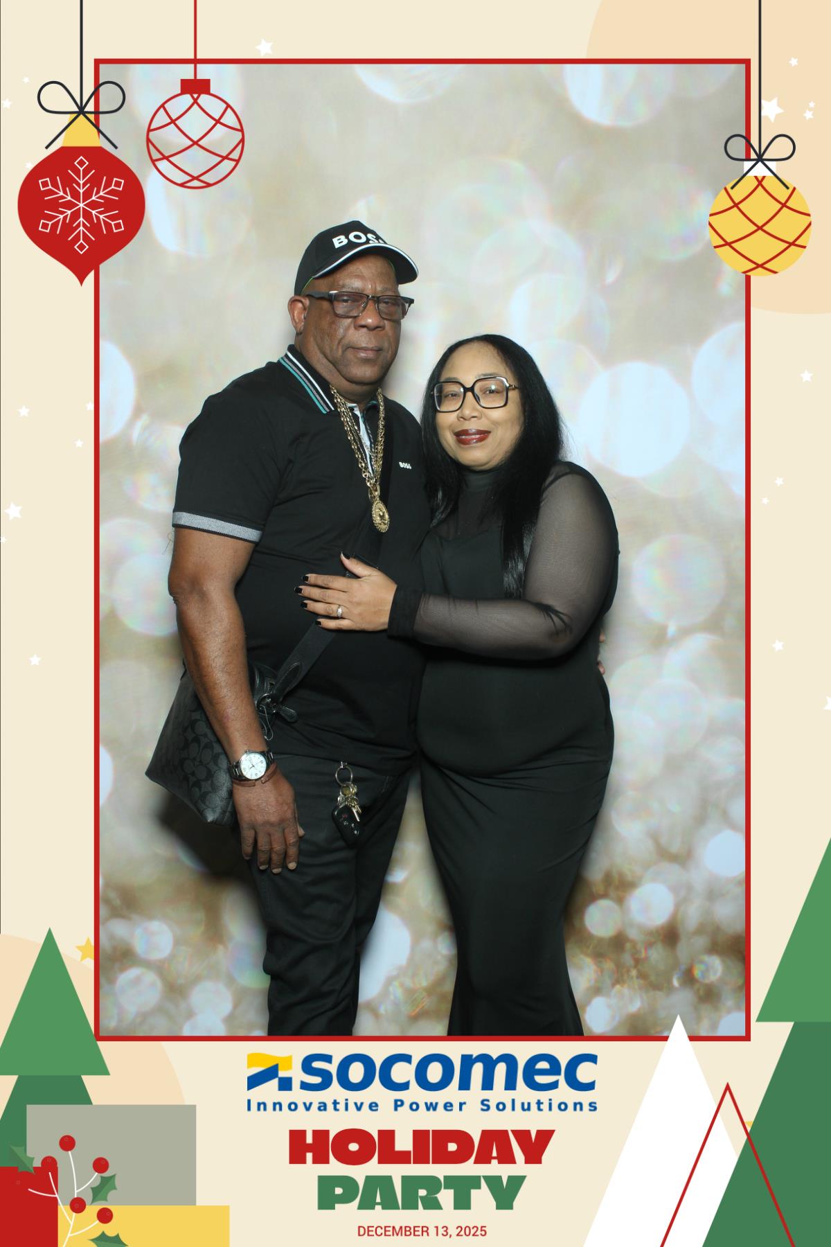 Powersmiths Holiday Party | View more photos from the event at gallery.myselfiemirror.ca/u/romanmyselfiemirrorca/Powersmiths-Holiday-Party-0