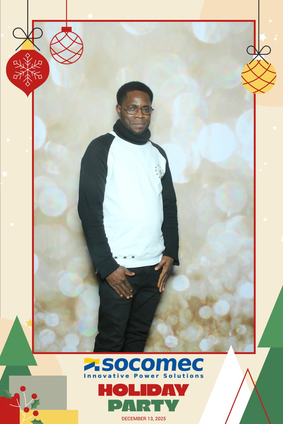 Powersmiths Holiday Party | View more photos from the event at gallery.myselfiemirror.ca/u/romanmyselfiemirrorca/Powersmiths-Holiday-Party-0