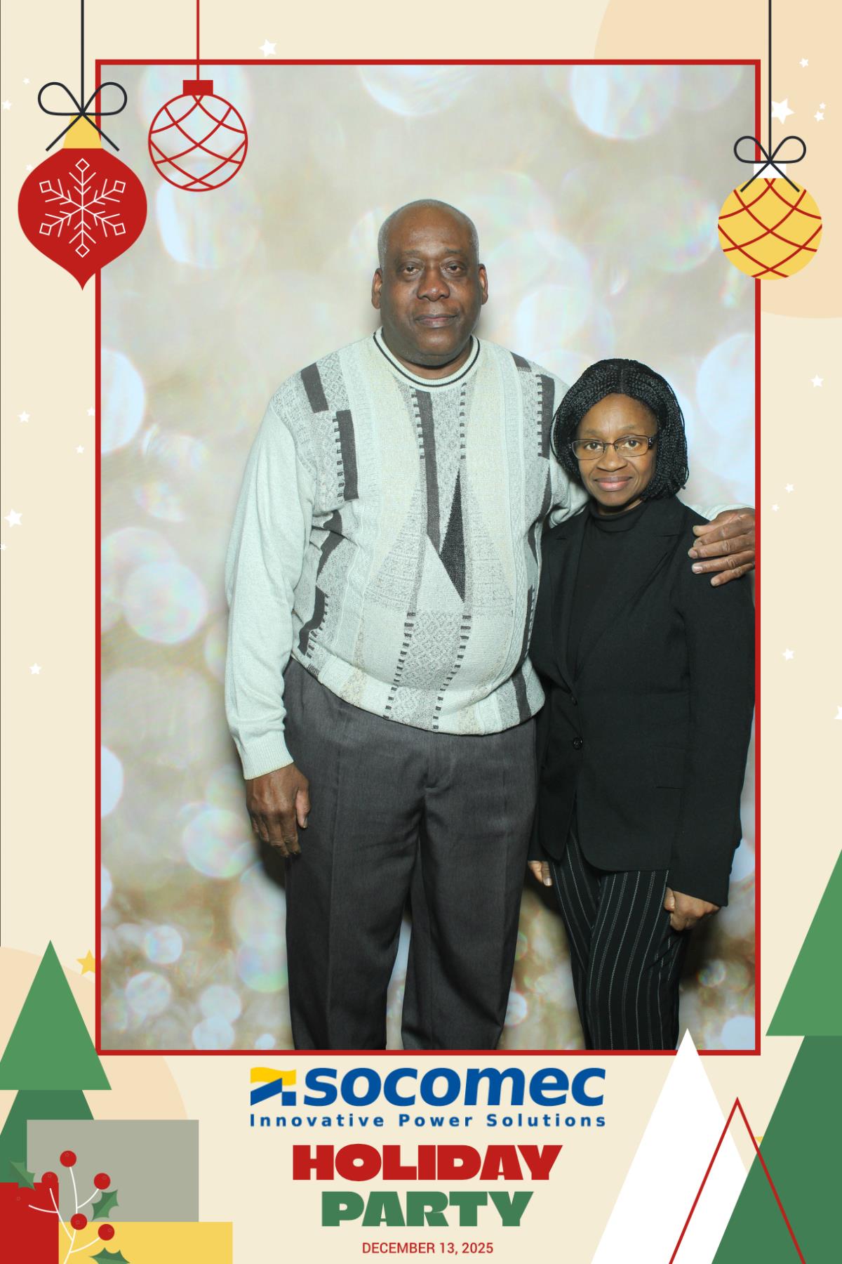 Powersmiths Holiday Party | View more photos from the event at gallery.myselfiemirror.ca/u/romanmyselfiemirrorca/Powersmiths-Holiday-Party-0