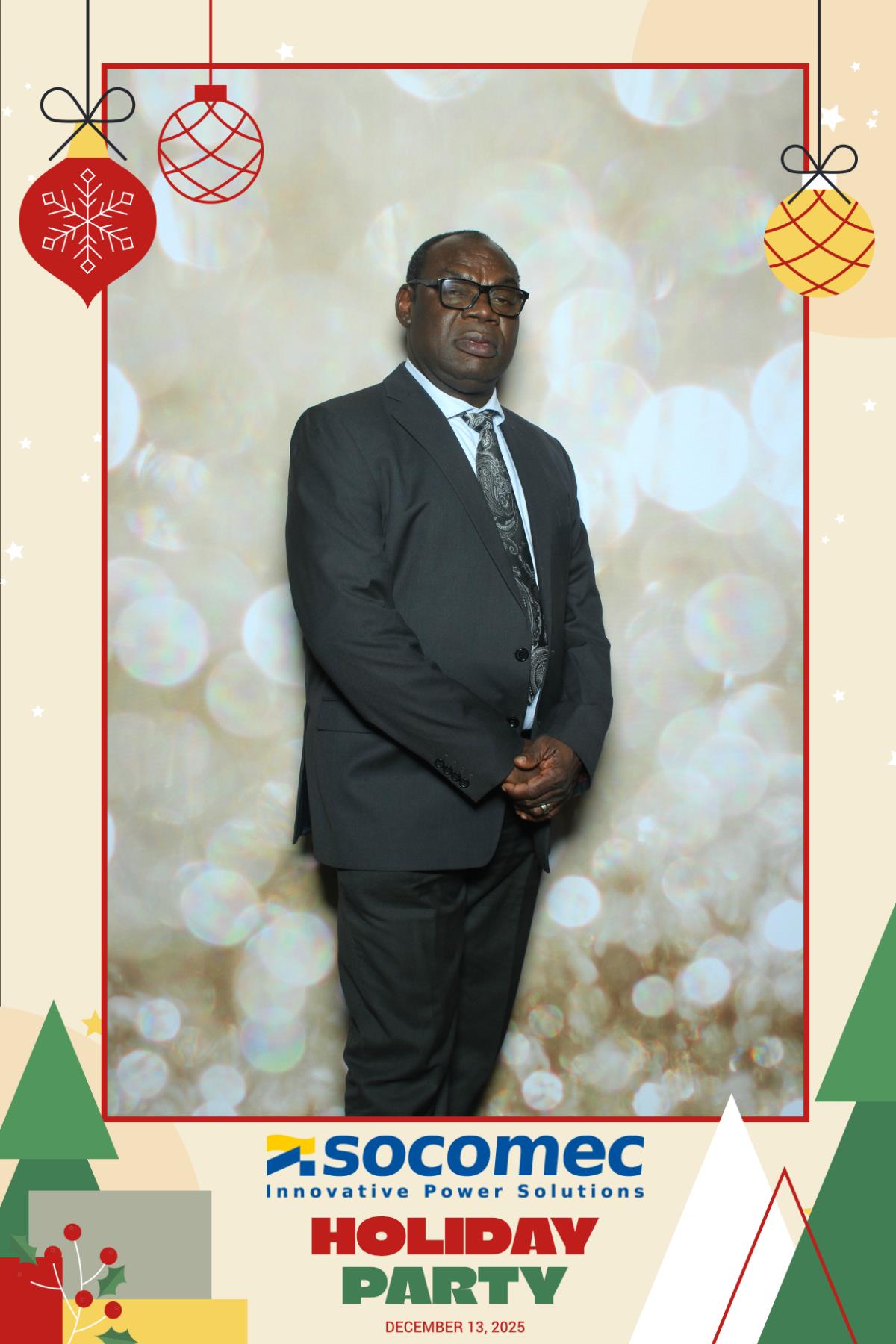 Powersmiths Holiday Party | View more photos from the event at gallery.myselfiemirror.ca/u/romanmyselfiemirrorca/Powersmiths-Holiday-Party-0