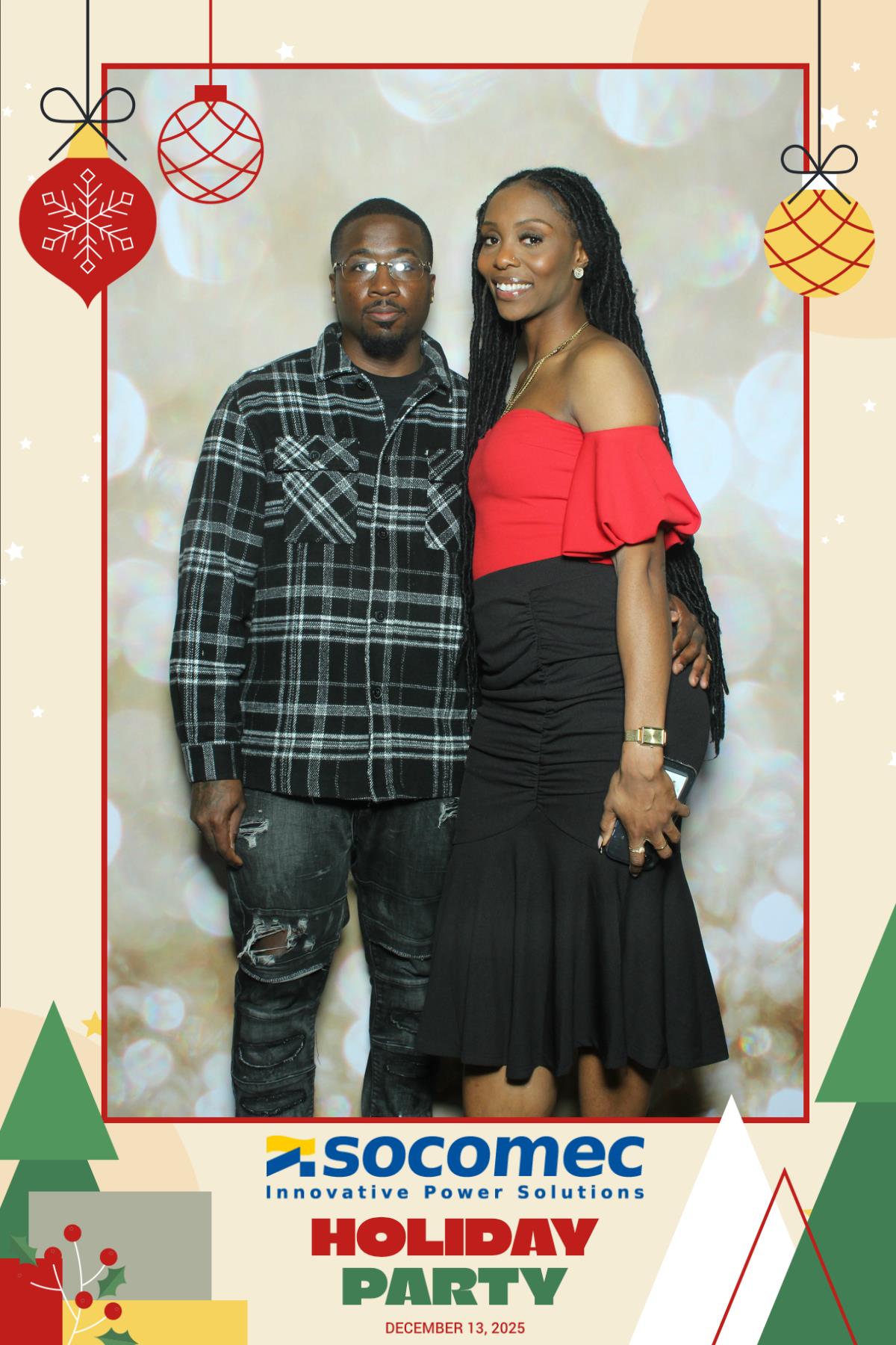 Powersmiths Holiday Party | View more photos from the event at gallery.myselfiemirror.ca/u/romanmyselfiemirrorca/Powersmiths-Holiday-Party-0