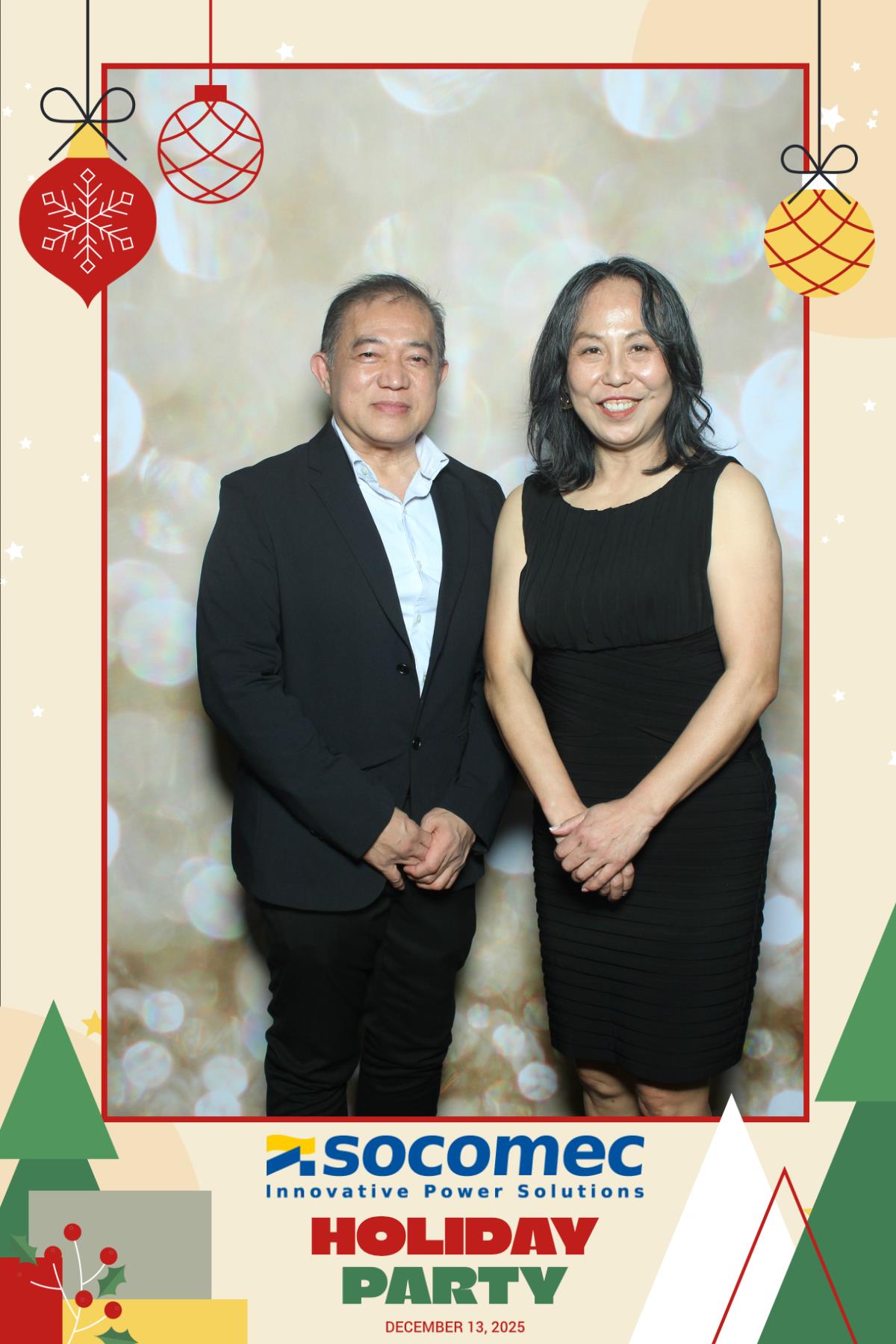 Powersmiths Holiday Party | View more photos from the event at gallery.myselfiemirror.ca/u/romanmyselfiemirrorca/Powersmiths-Holiday-Party-0