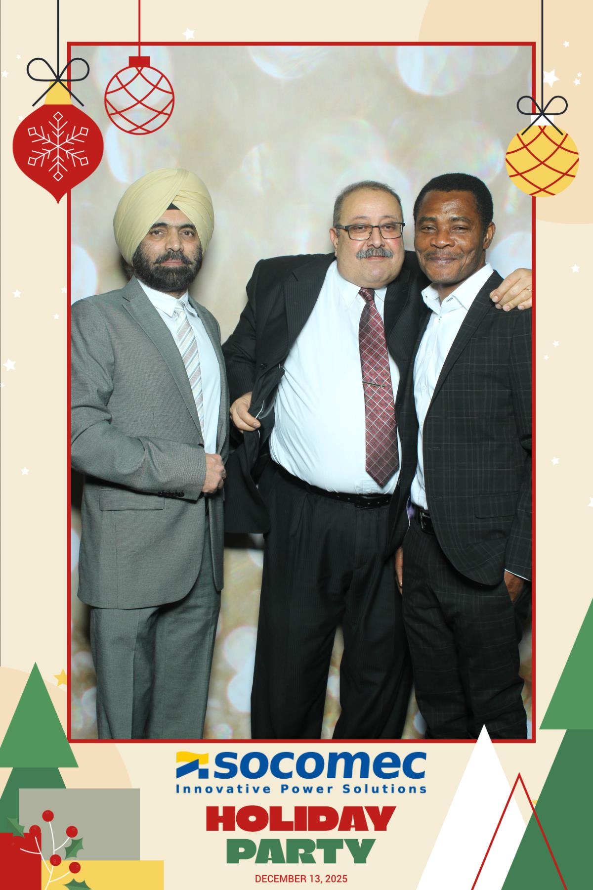 Powersmiths Holiday Party | View more photos from the event at gallery.myselfiemirror.ca/u/romanmyselfiemirrorca/Powersmiths-Holiday-Party-0