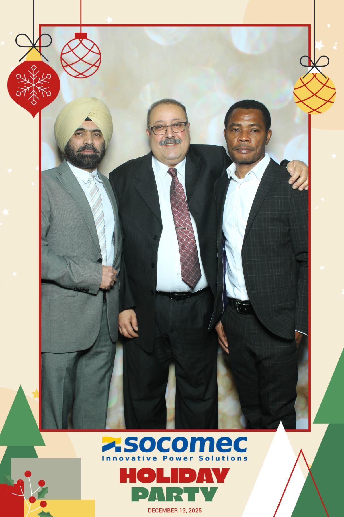 Powersmiths Holiday Party | View more photos from the event at gallery.myselfiemirror.ca/u/romanmyselfiemirrorca/Powersmiths-Holiday-Party-0