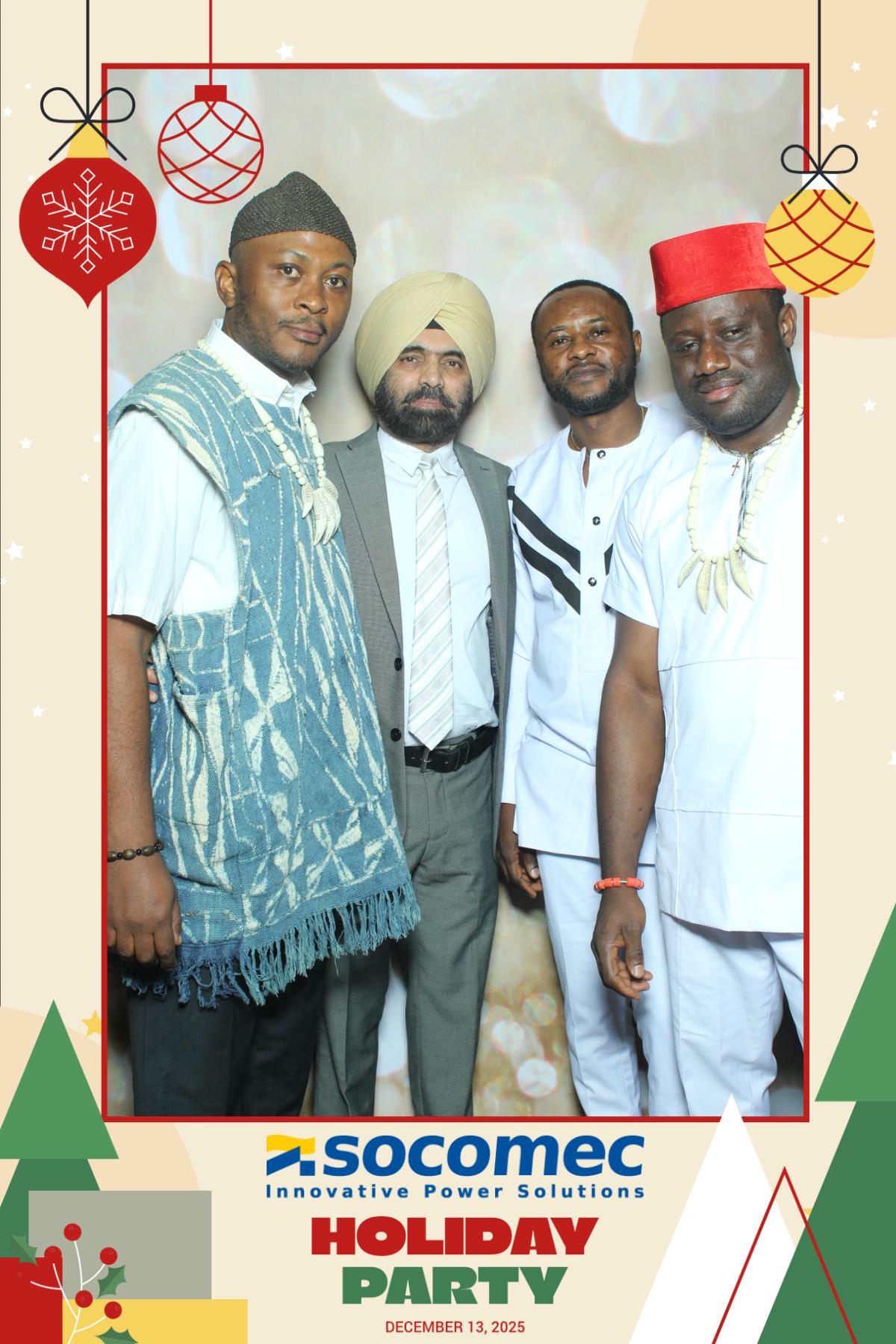 Powersmiths Holiday Party | View more photos from the event at gallery.myselfiemirror.ca/u/romanmyselfiemirrorca/Powersmiths-Holiday-Party-0