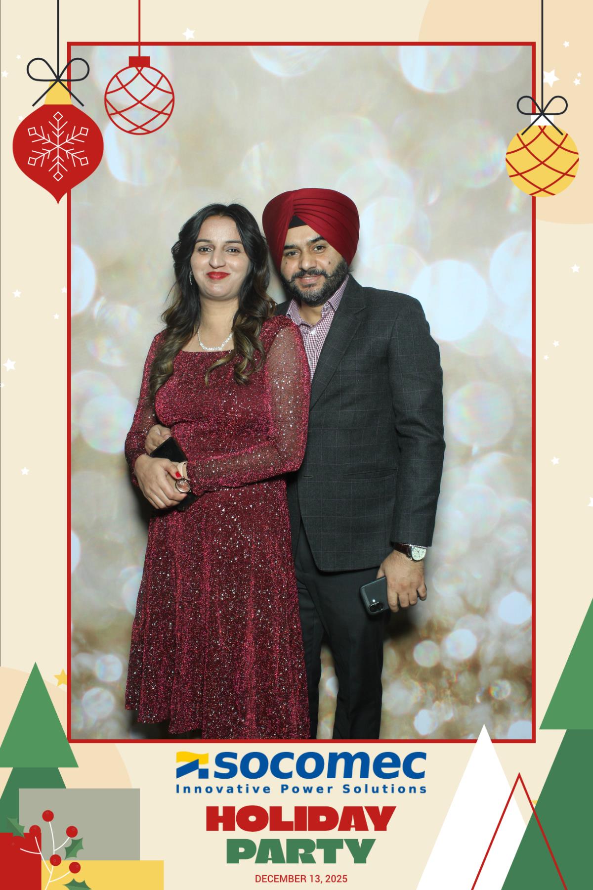 Powersmiths Holiday Party | View more photos from the event at gallery.myselfiemirror.ca/u/romanmyselfiemirrorca/Powersmiths-Holiday-Party-0