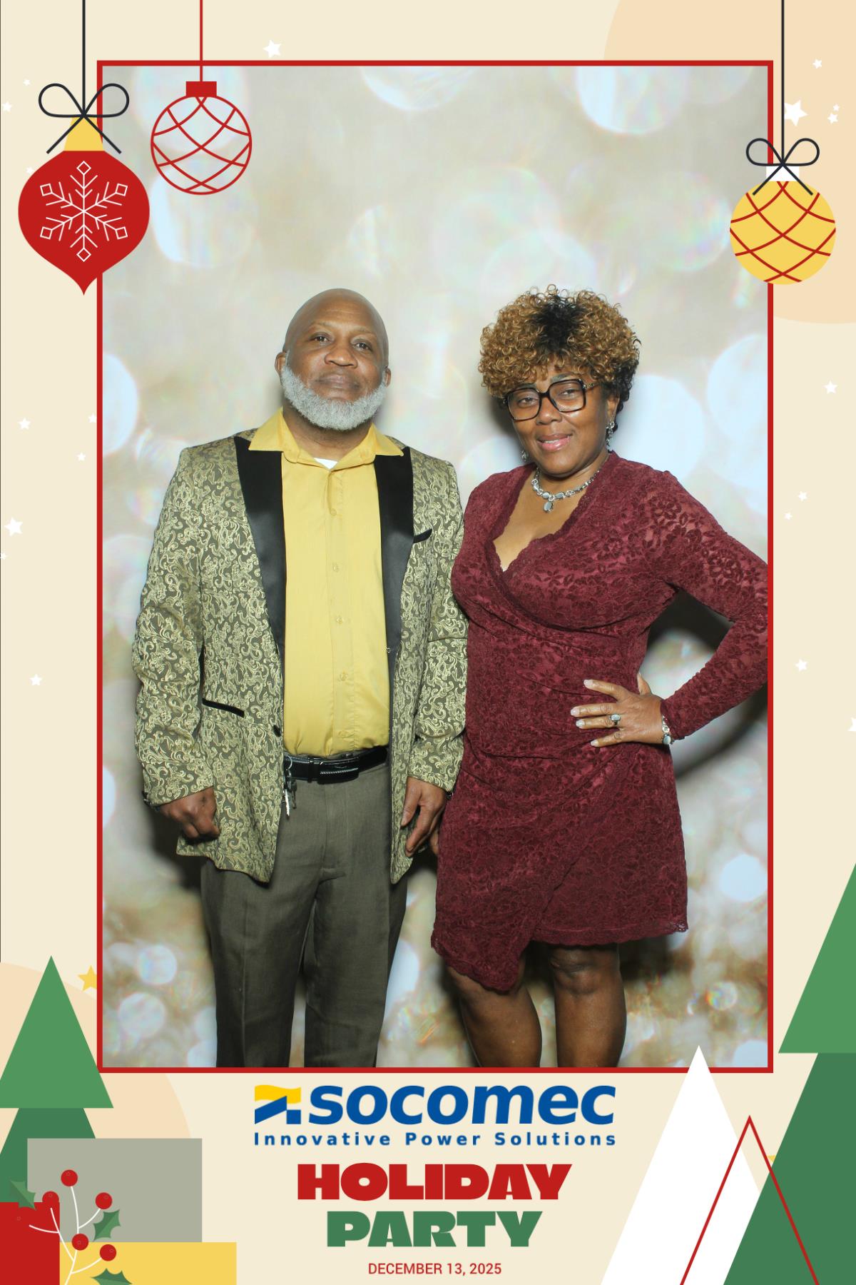 Powersmiths Holiday Party | View more photos from the event at gallery.myselfiemirror.ca/u/romanmyselfiemirrorca/Powersmiths-Holiday-Party-0