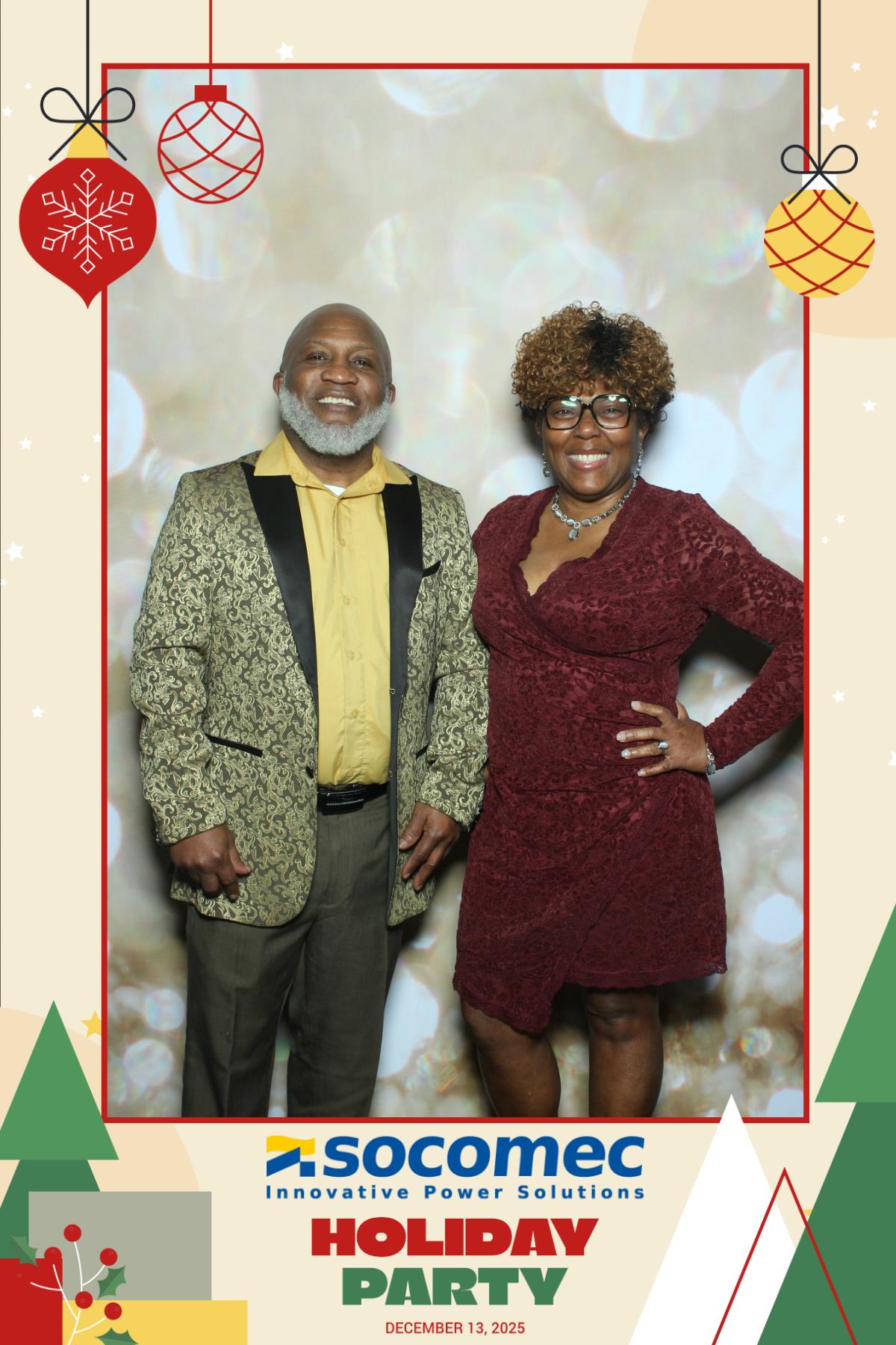 Powersmiths Holiday Party | View more photos from the event at gallery.myselfiemirror.ca/u/romanmyselfiemirrorca/Powersmiths-Holiday-Party-0