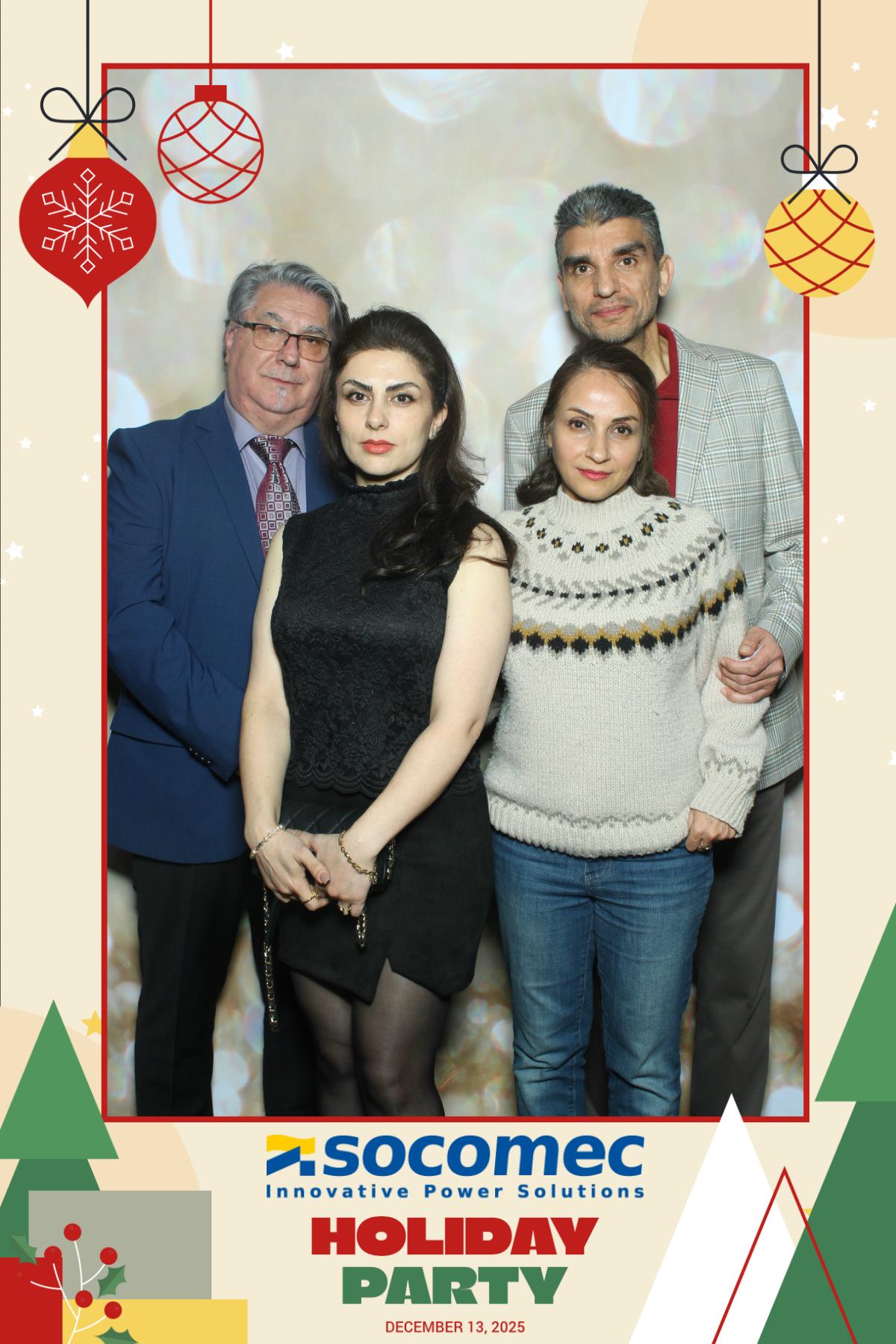 Powersmiths Holiday Party | View more photos from the event at gallery.myselfiemirror.ca/u/romanmyselfiemirrorca/Powersmiths-Holiday-Party-0