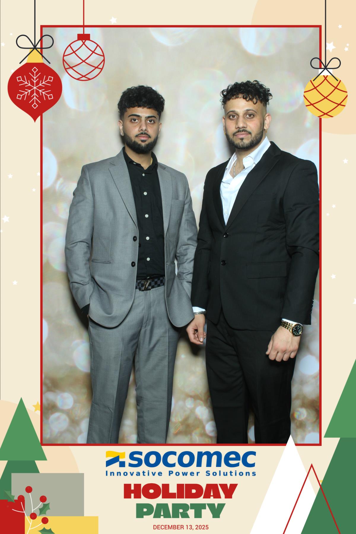 Powersmiths Holiday Party | View more photos from the event at gallery.myselfiemirror.ca/u/romanmyselfiemirrorca/Powersmiths-Holiday-Party-0