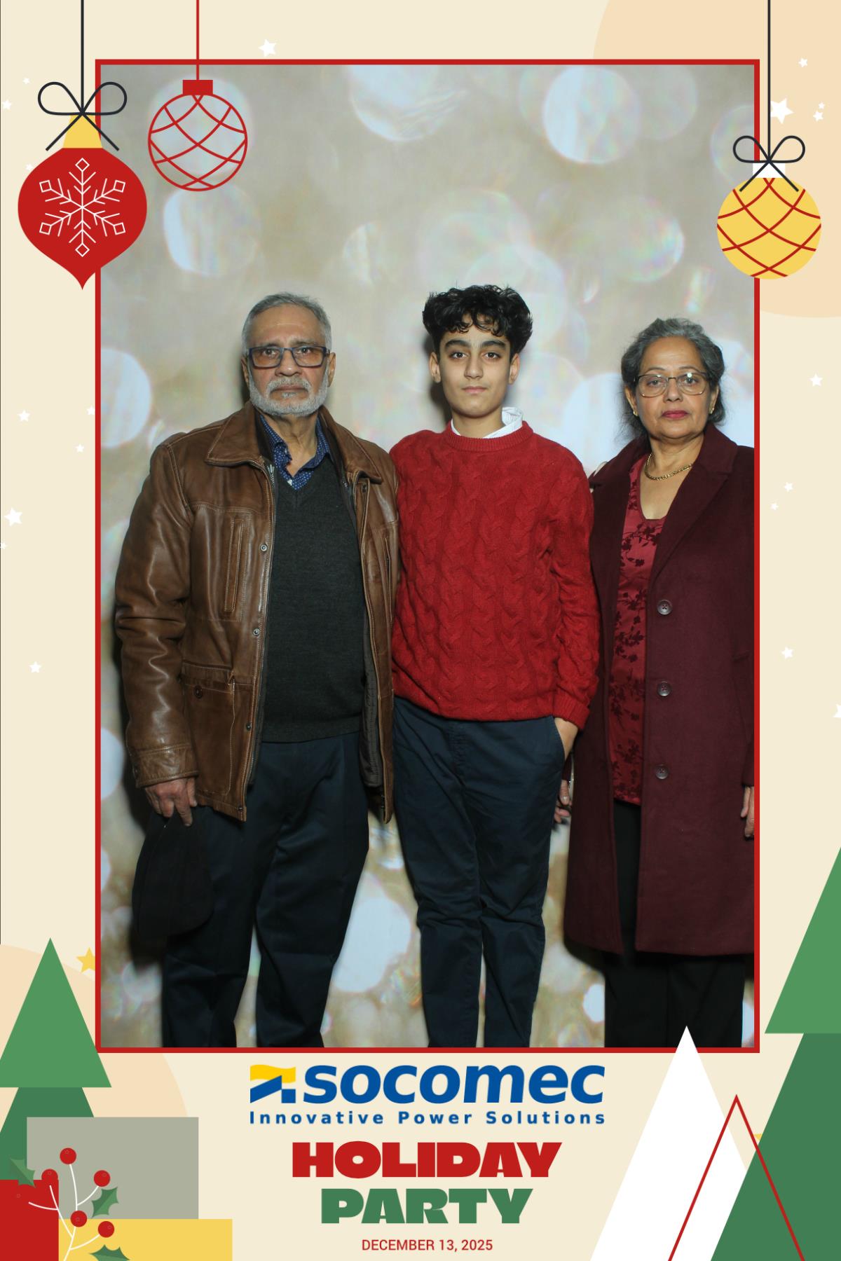 Powersmiths Holiday Party | View more photos from the event at gallery.myselfiemirror.ca/u/romanmyselfiemirrorca/Powersmiths-Holiday-Party-0