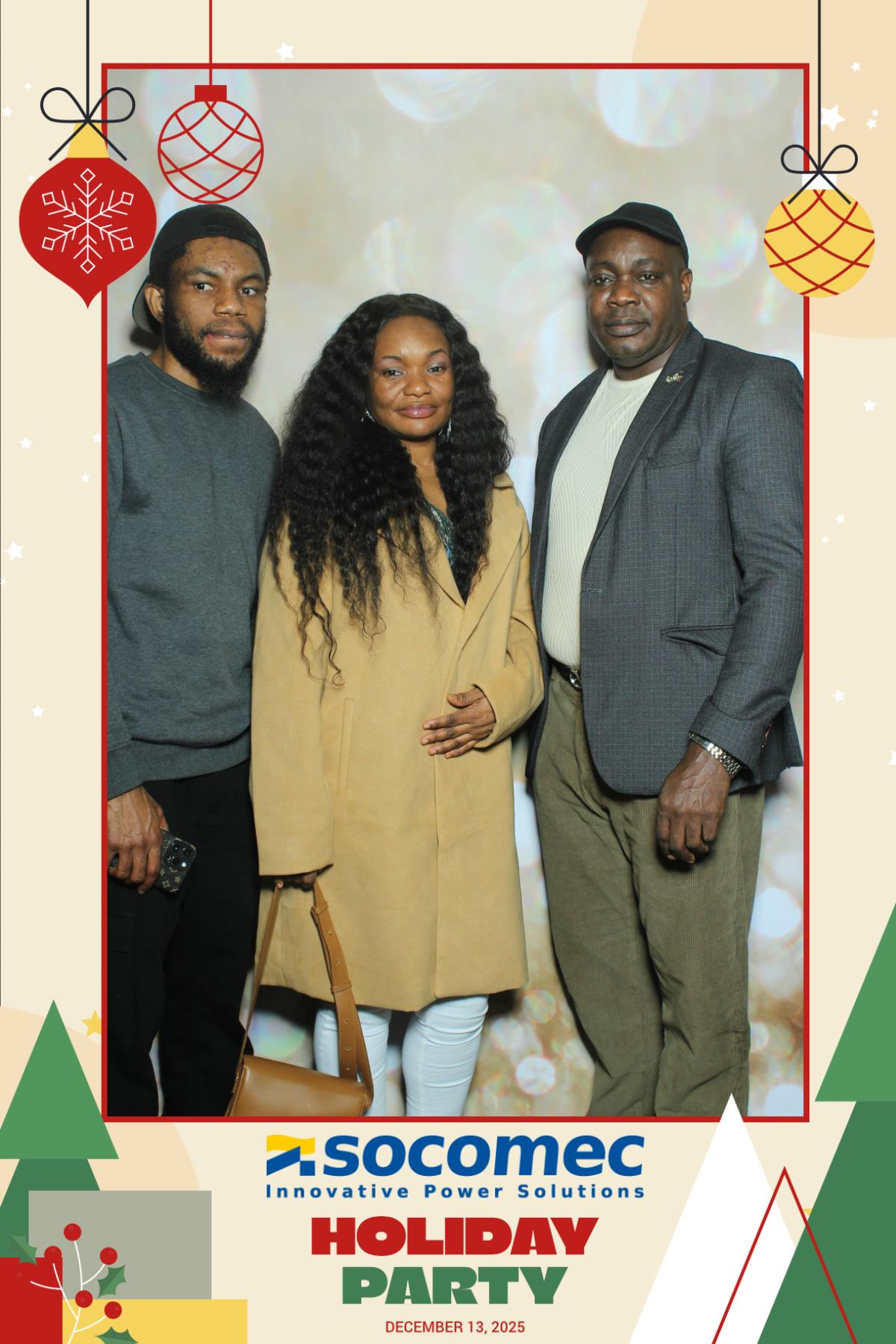 Powersmiths Holiday Party | View more photos from the event at gallery.myselfiemirror.ca/u/romanmyselfiemirrorca/Powersmiths-Holiday-Party-0