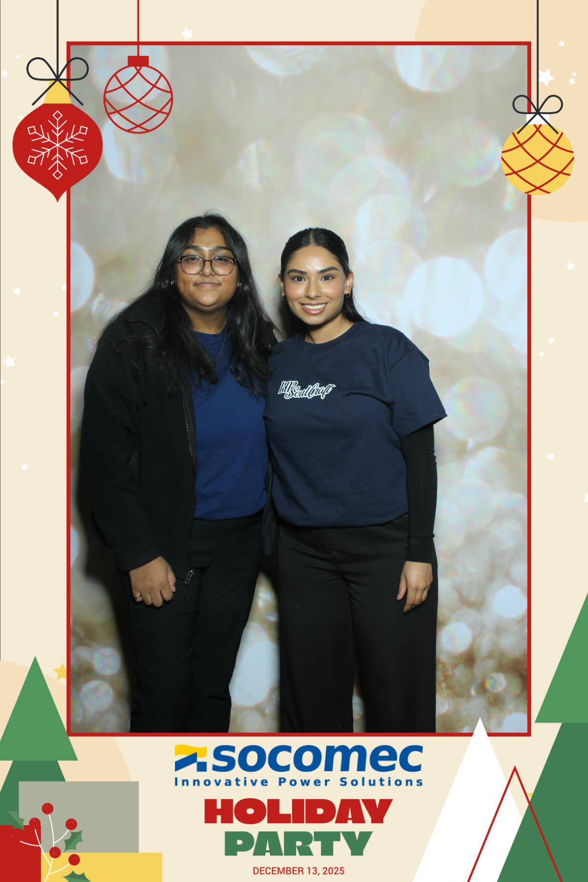 Powersmiths Holiday Party | View more photos from the event at gallery.myselfiemirror.ca/u/romanmyselfiemirrorca/Powersmiths-Holiday-Party-0