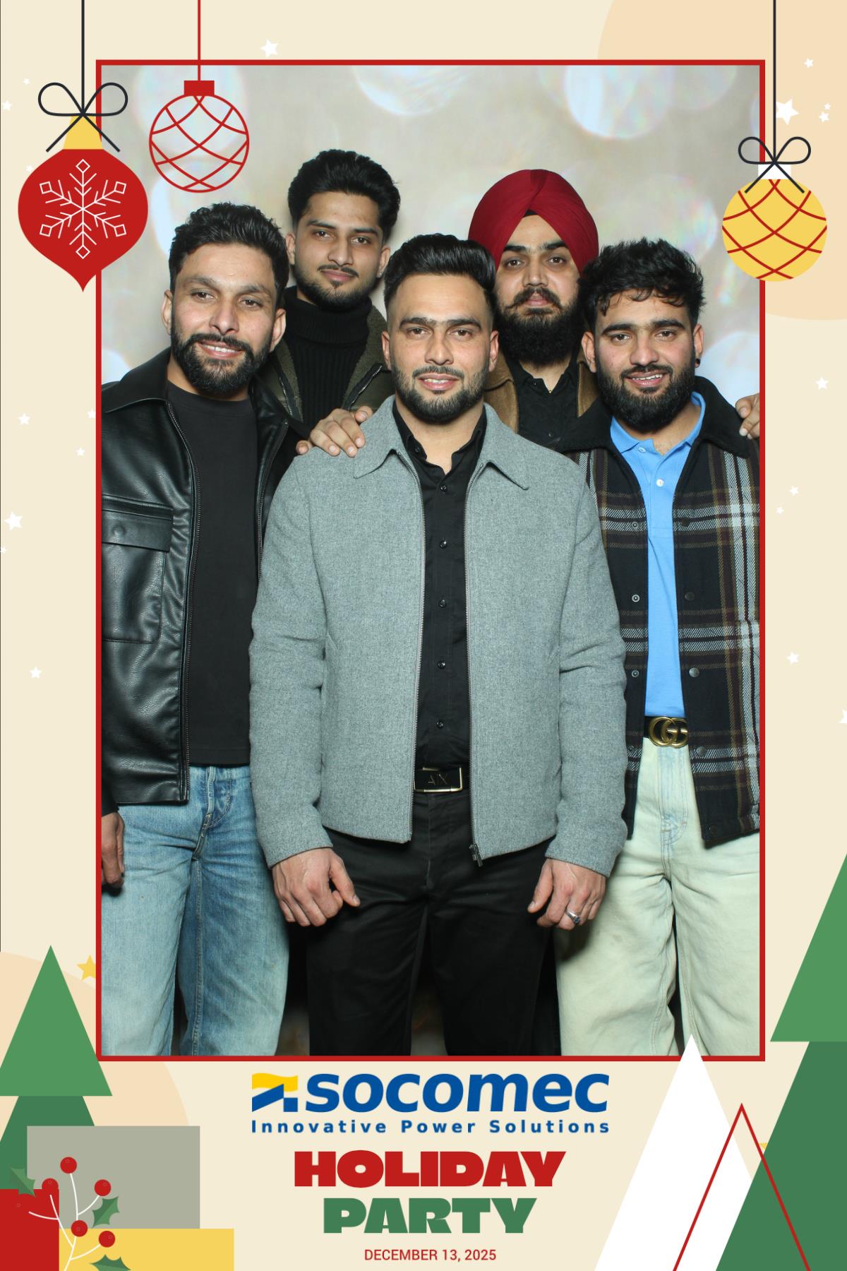 Powersmiths Holiday Party | View more photos from the event at gallery.myselfiemirror.ca/u/romanmyselfiemirrorca/Powersmiths-Holiday-Party-0