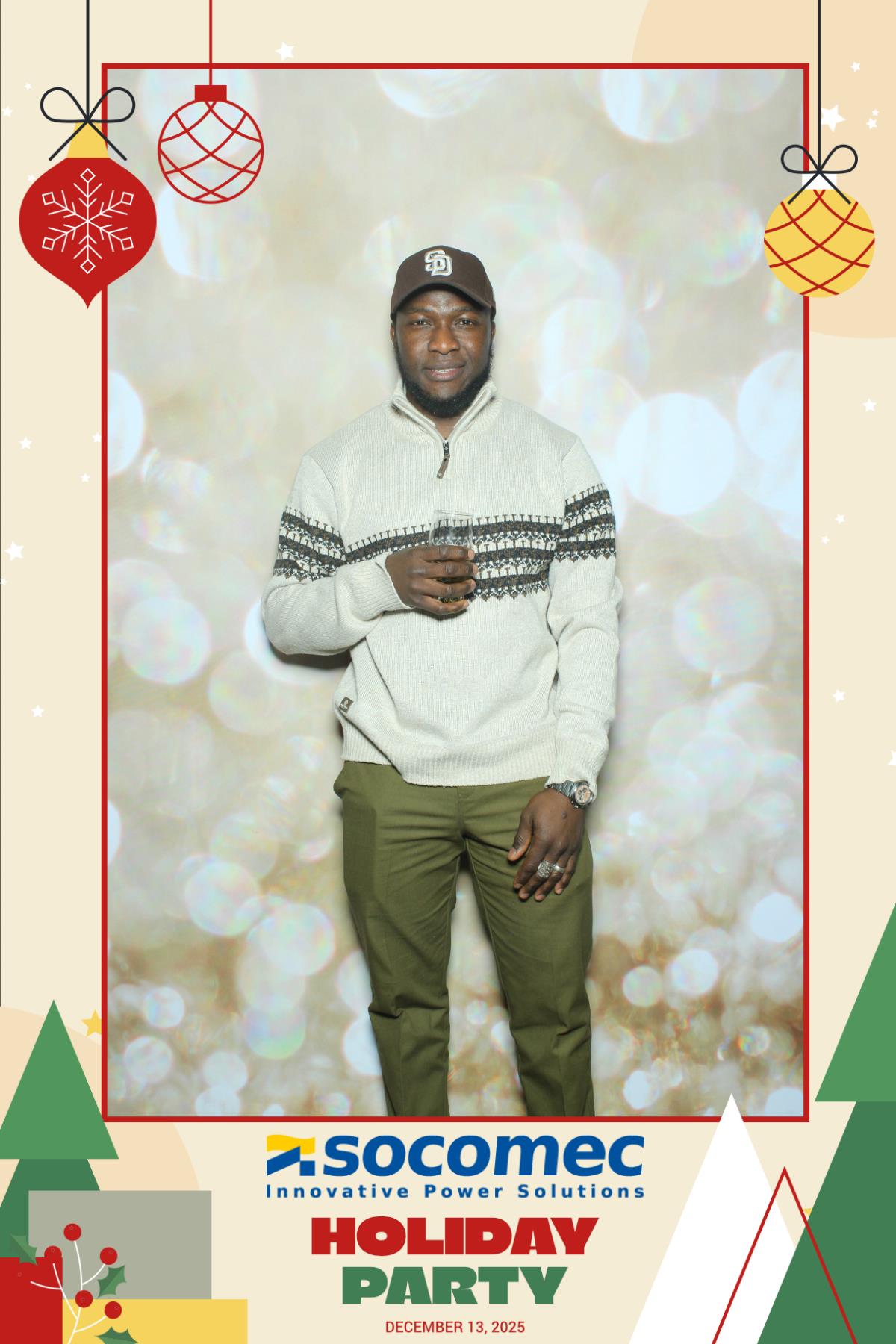 Powersmiths Holiday Party | View more photos from the event at gallery.myselfiemirror.ca/u/romanmyselfiemirrorca/Powersmiths-Holiday-Party-0