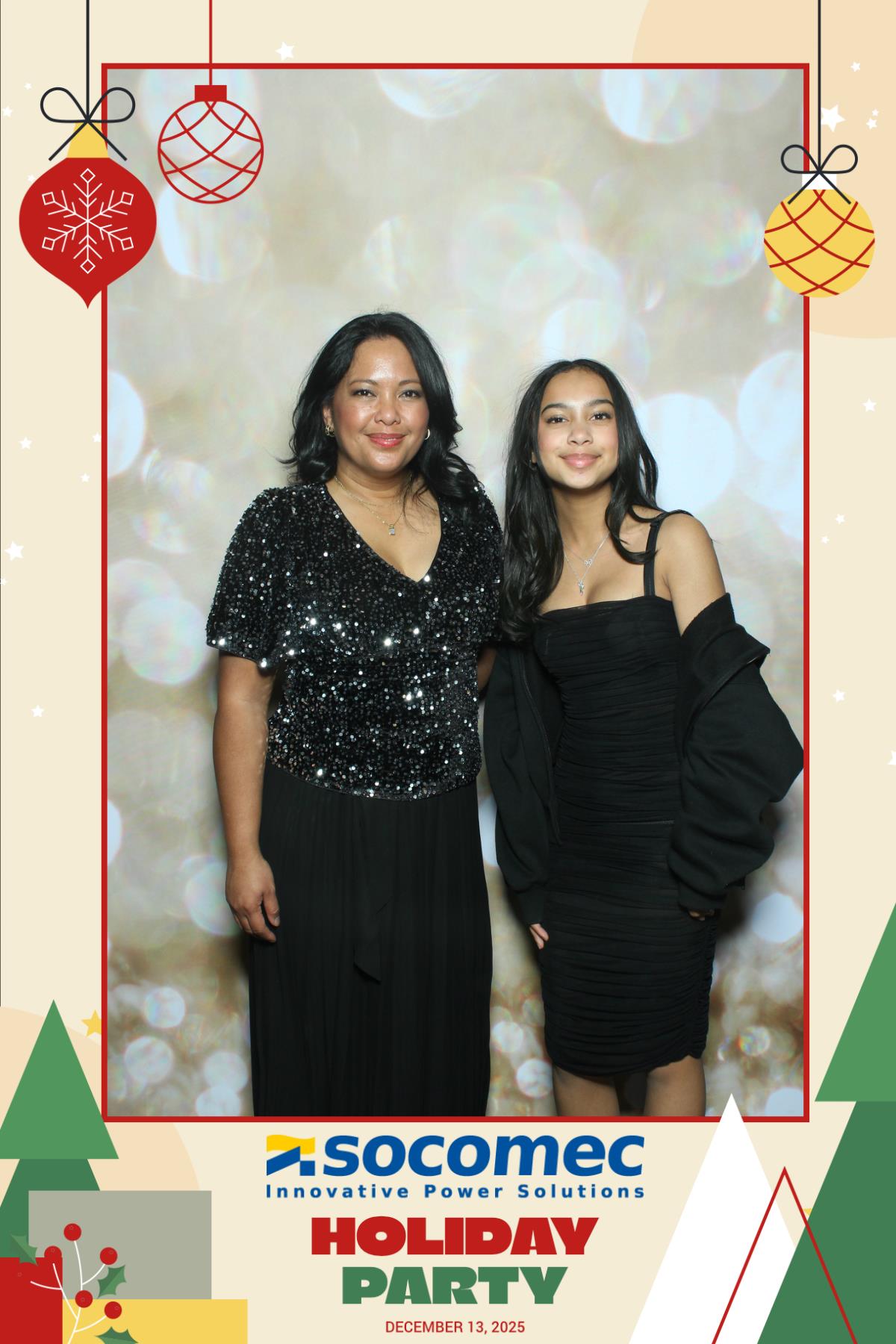 Powersmiths Holiday Party | View more photos from the event at gallery.myselfiemirror.ca/u/romanmyselfiemirrorca/Powersmiths-Holiday-Party-0