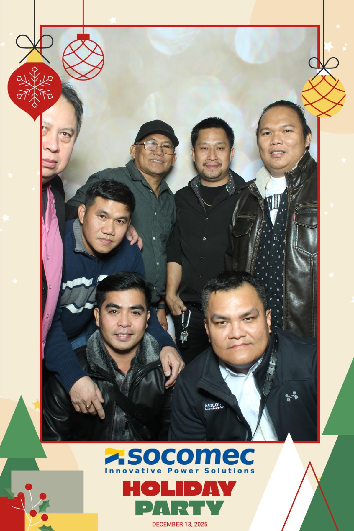 Powersmiths Holiday Party | View more photos from the event at gallery.myselfiemirror.ca/u/romanmyselfiemirrorca/Powersmiths-Holiday-Party-0